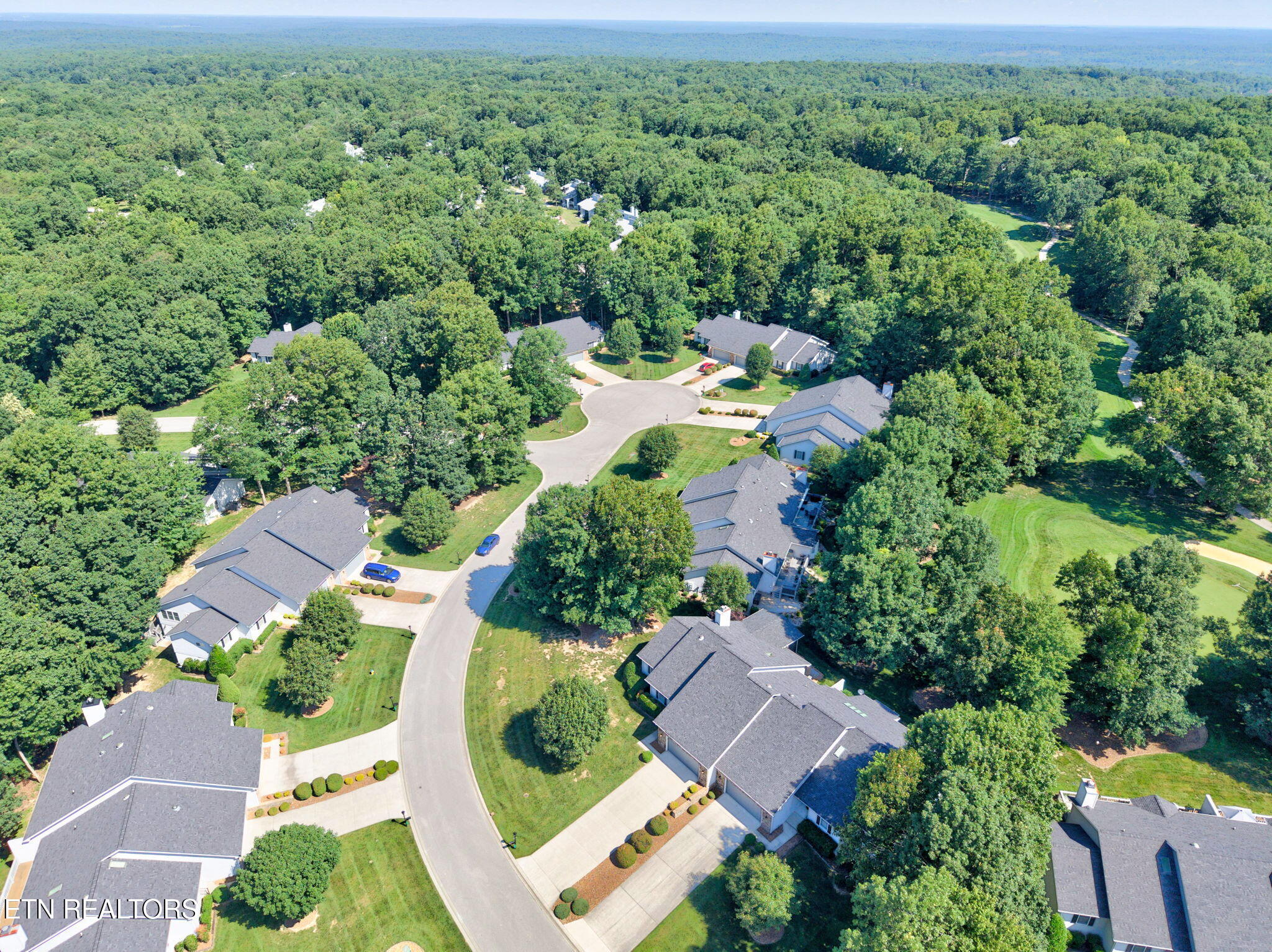 22 Augustine Lane Crossville TN 38558