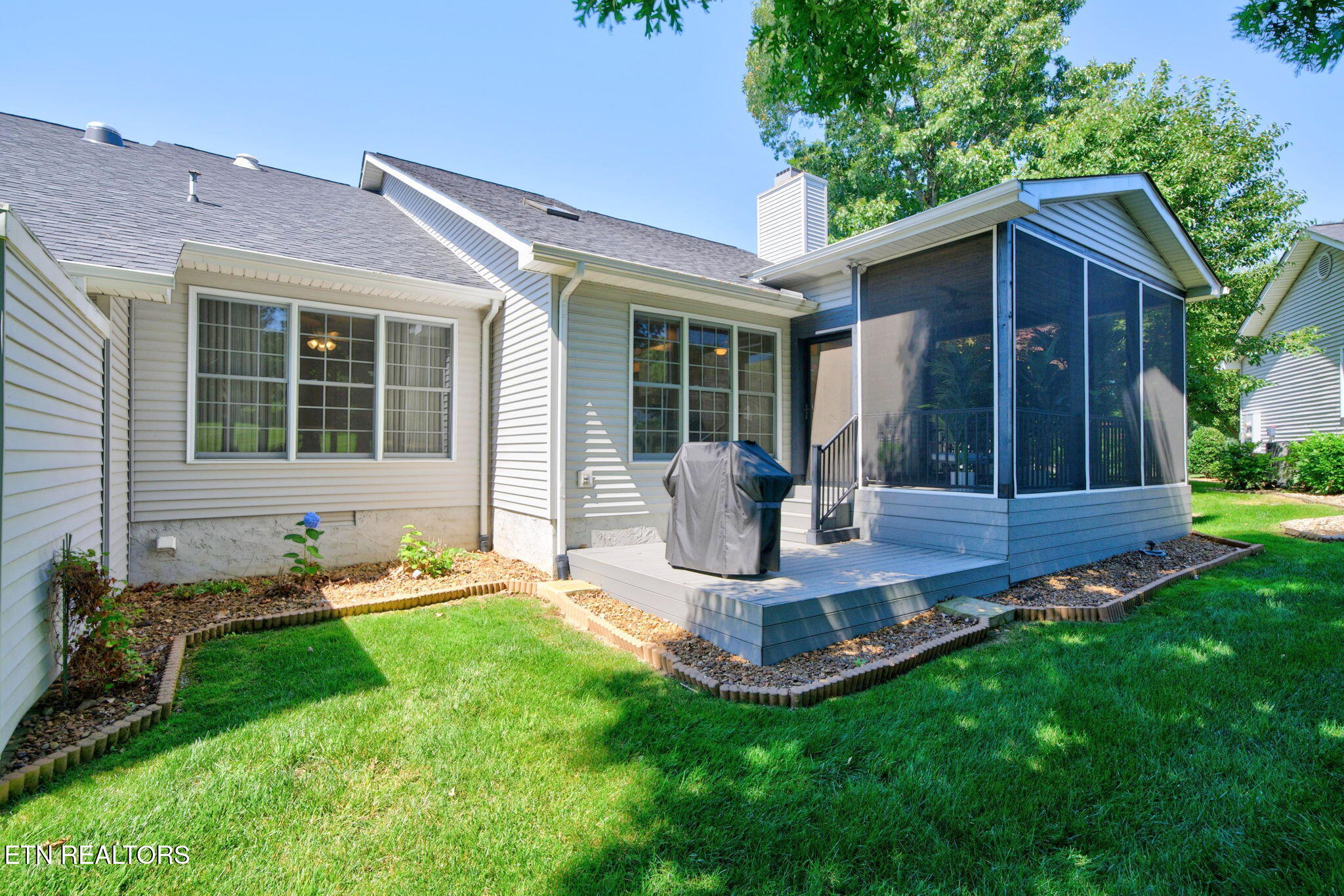 22 Augustine Lane Crossville TN 38558