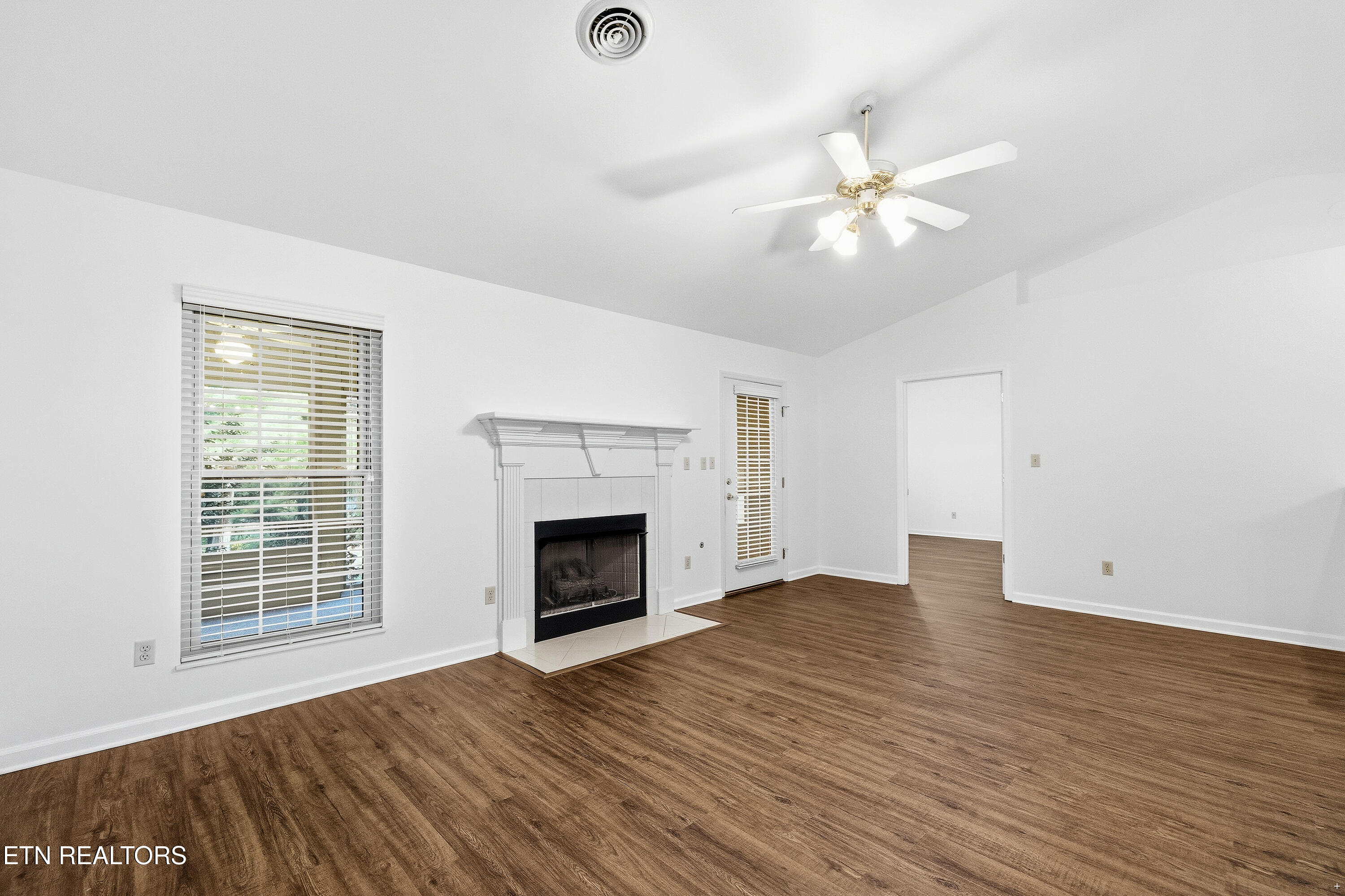 632 Applegate Lane Knoxville TN 37934