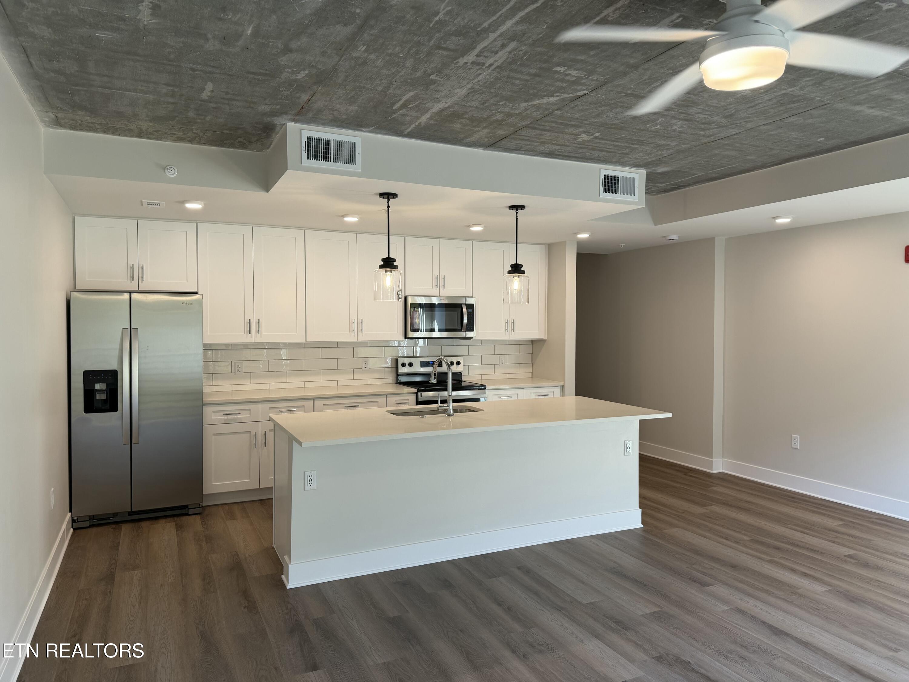 327 W Summit Hill Drive Knoxville TN 37902