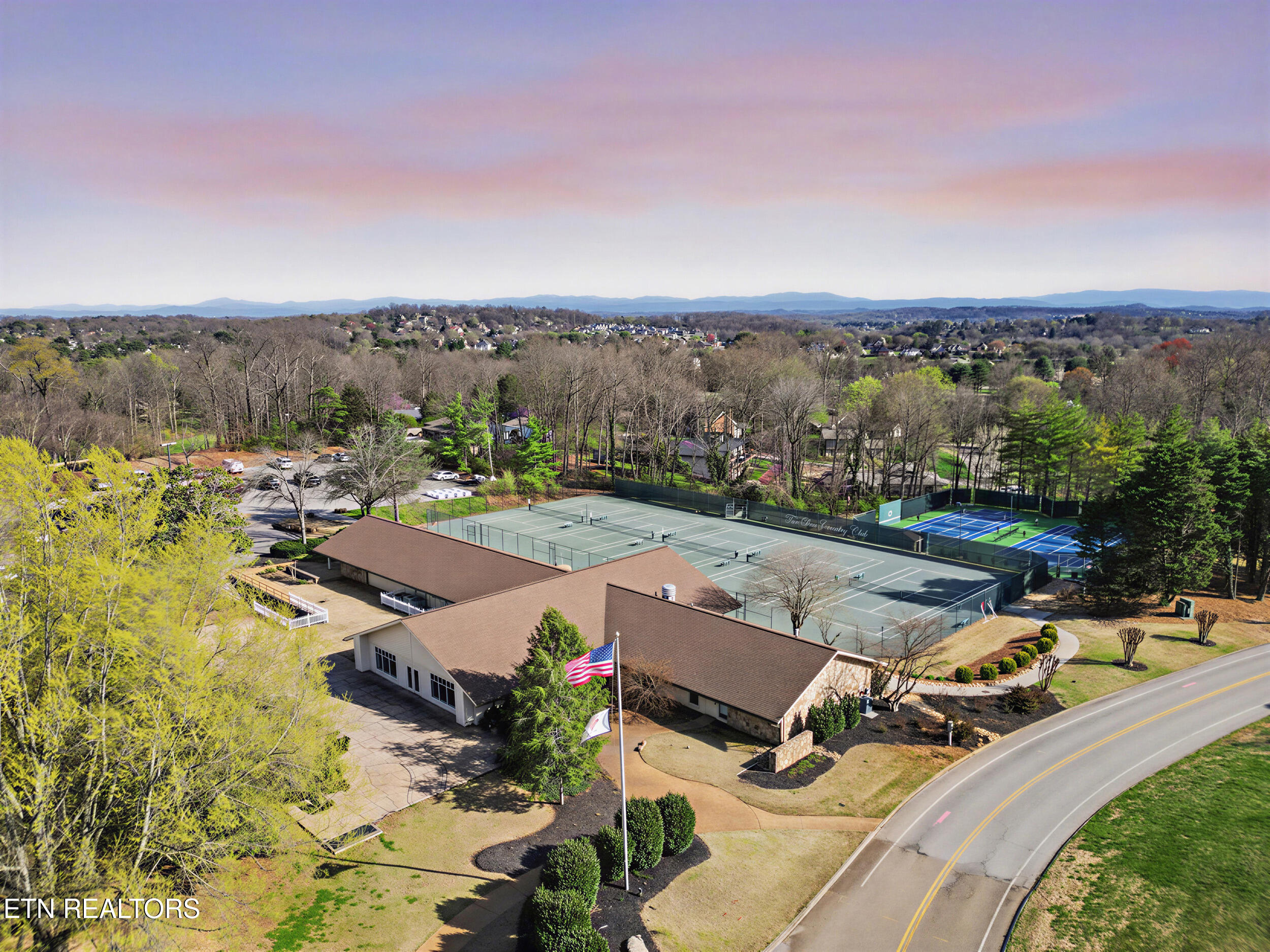 548 Lost Tree Lane Knoxville TN 37934