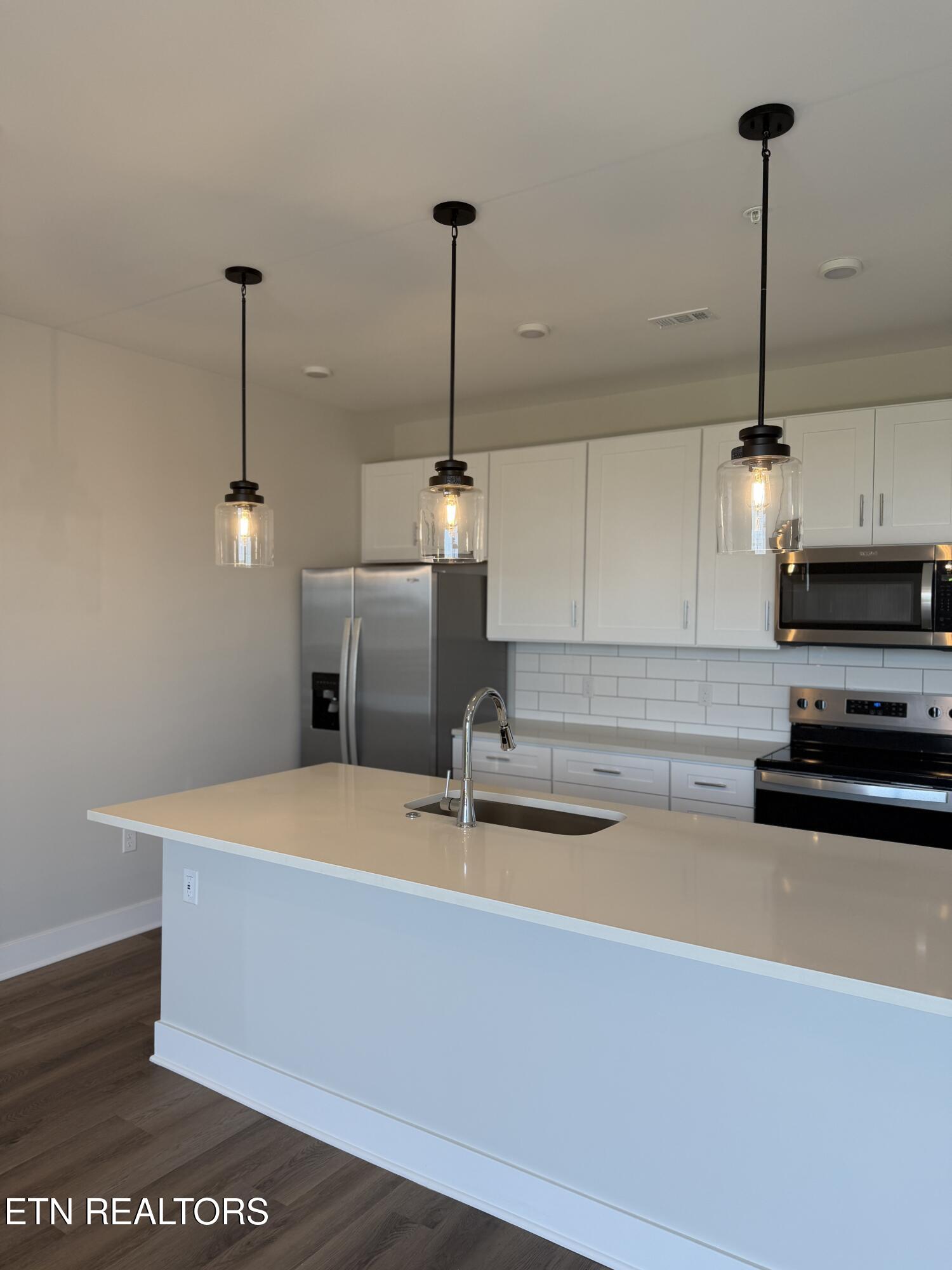 327 W Summit Hill Drive Knoxville TN 37902