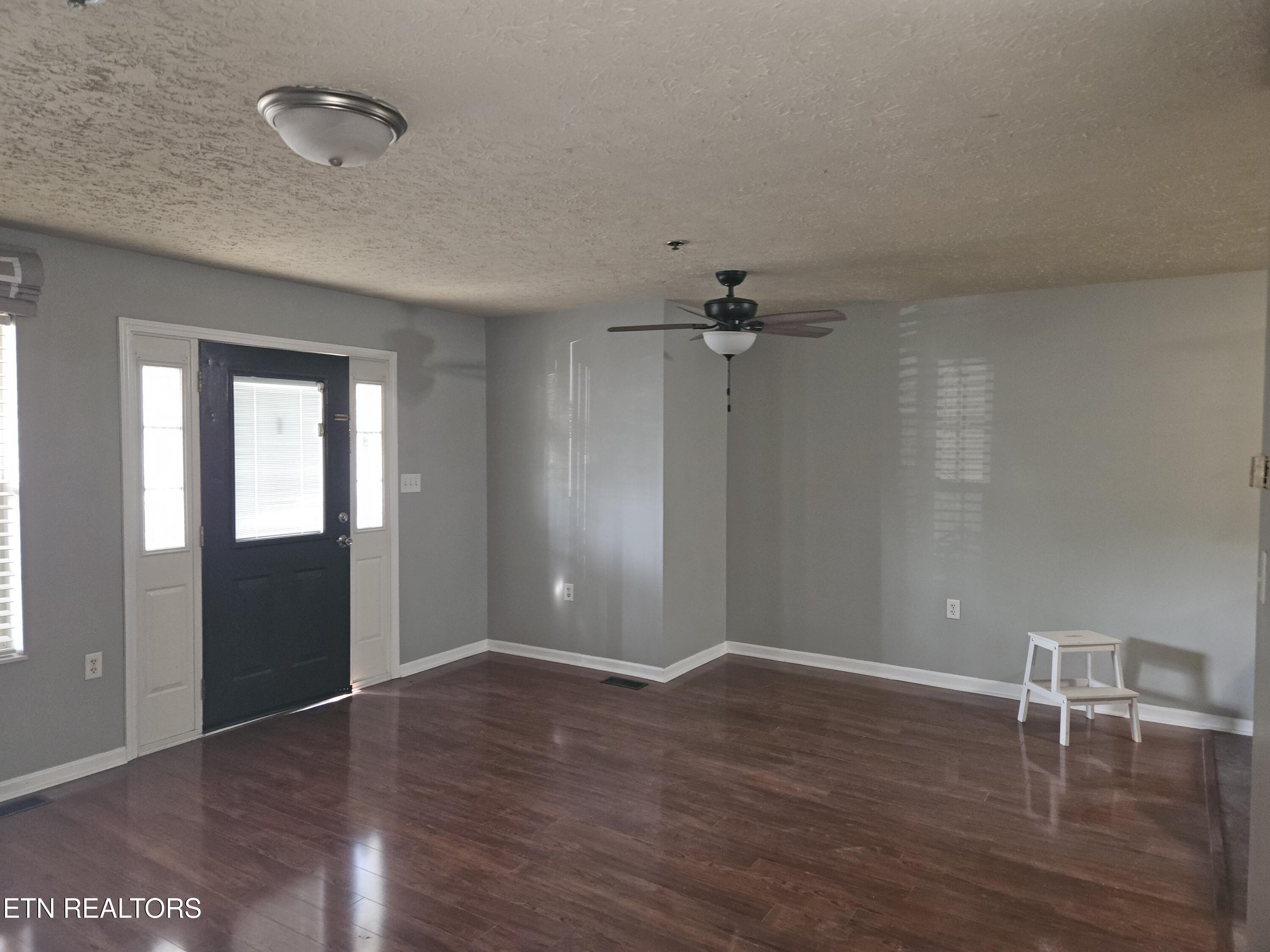 1610 Queen Anne Way Knoxville TN 37916