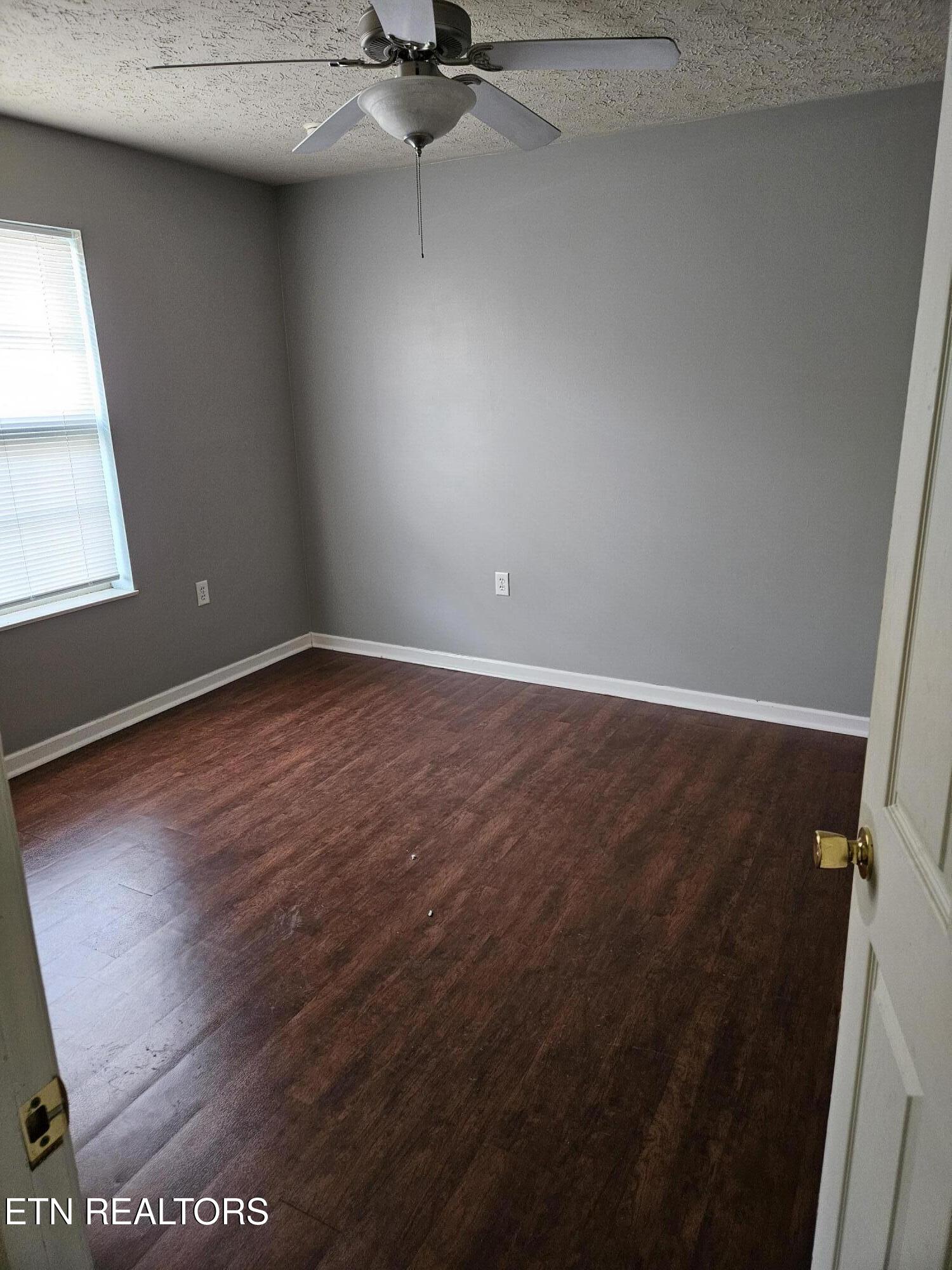 1610 Queen Anne Way Knoxville TN 37916