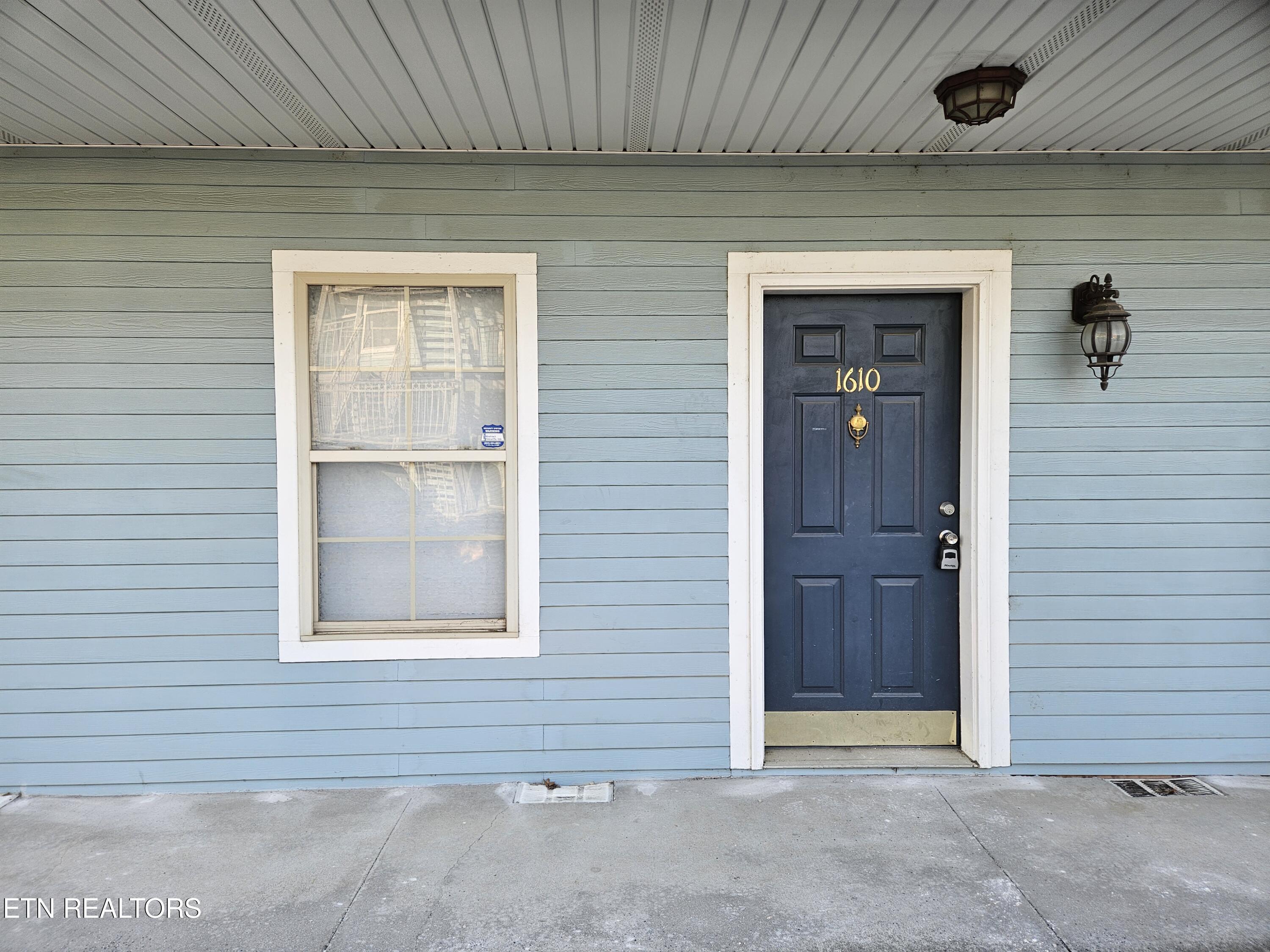 1610 Queen Anne Way Knoxville TN 37916