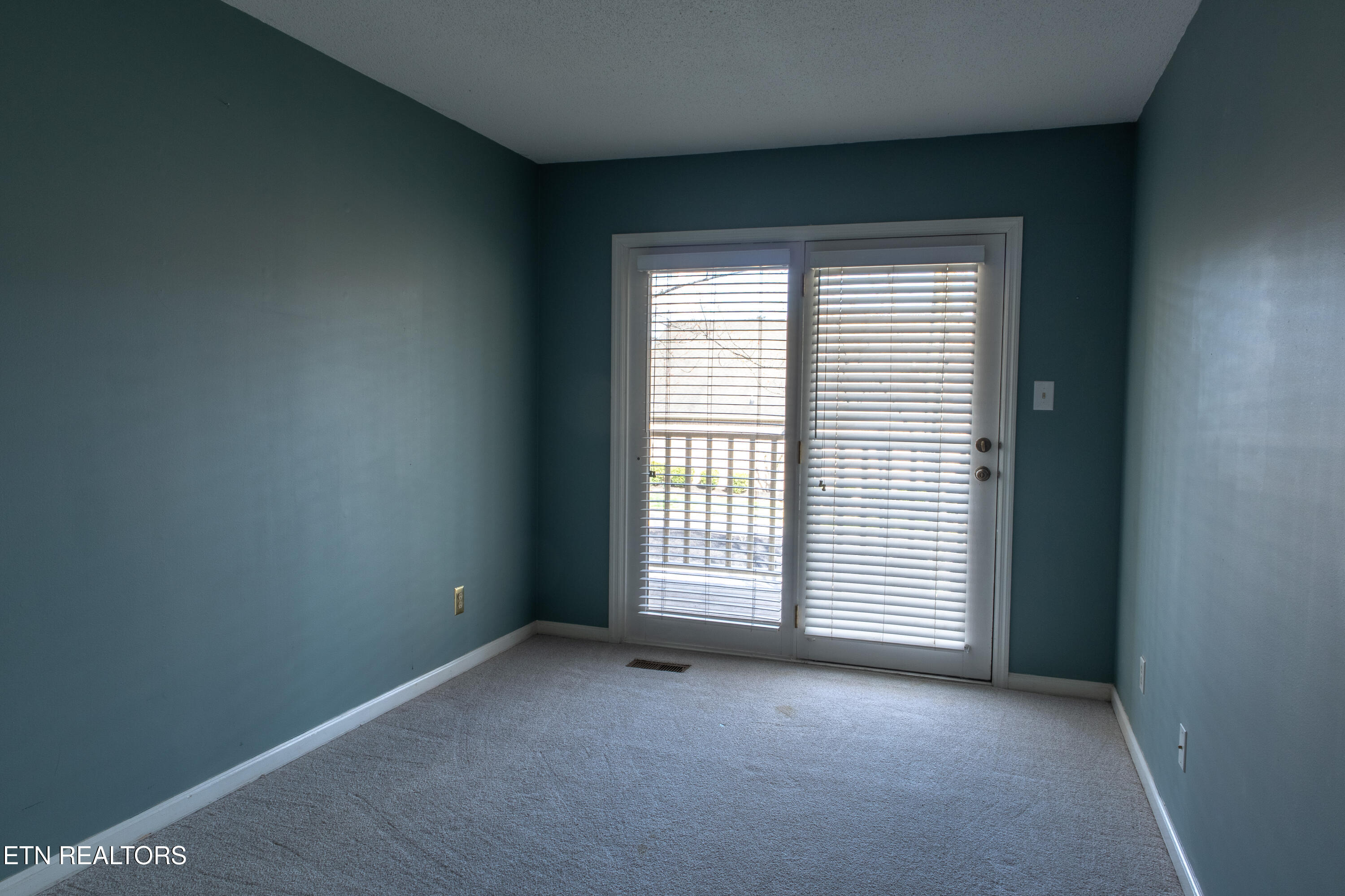 8602 Old Carriage Court Knoxville TN 37923