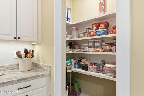 1683 Mountain Drive Lenoir City TN 37772
