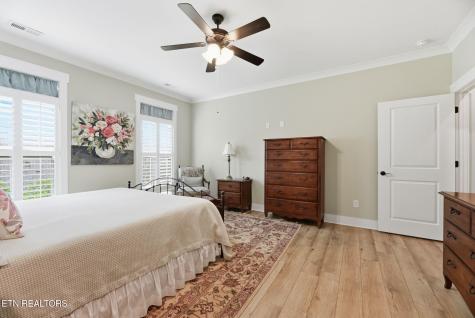 1683 Mountain Drive Lenoir City TN 37772