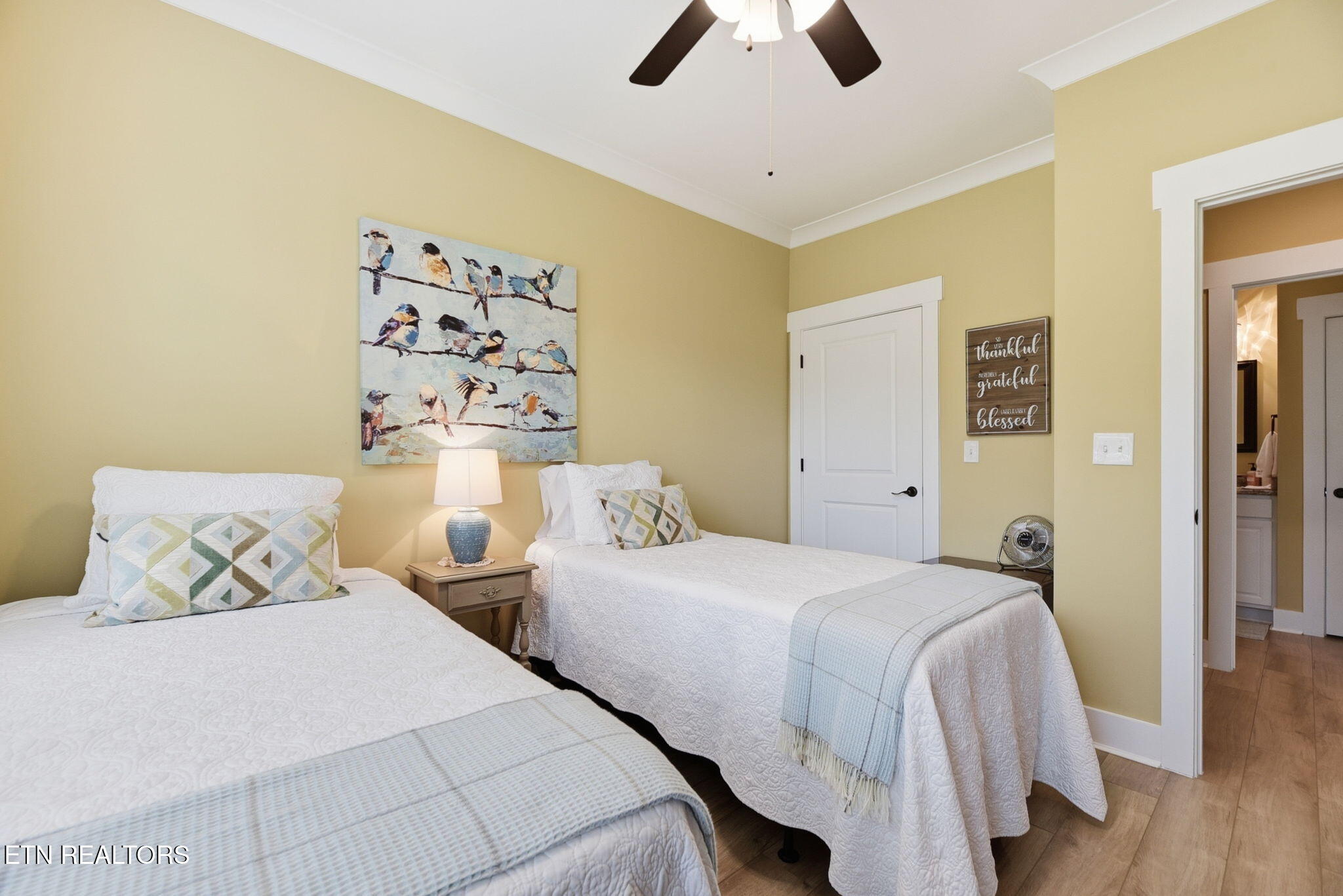 1683 Mountain Drive Lenoir City TN 37772