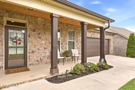 1683 Mountain Drive Lenoir City TN 37772