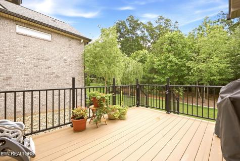 1683 Mountain Drive Lenoir City TN 37772
