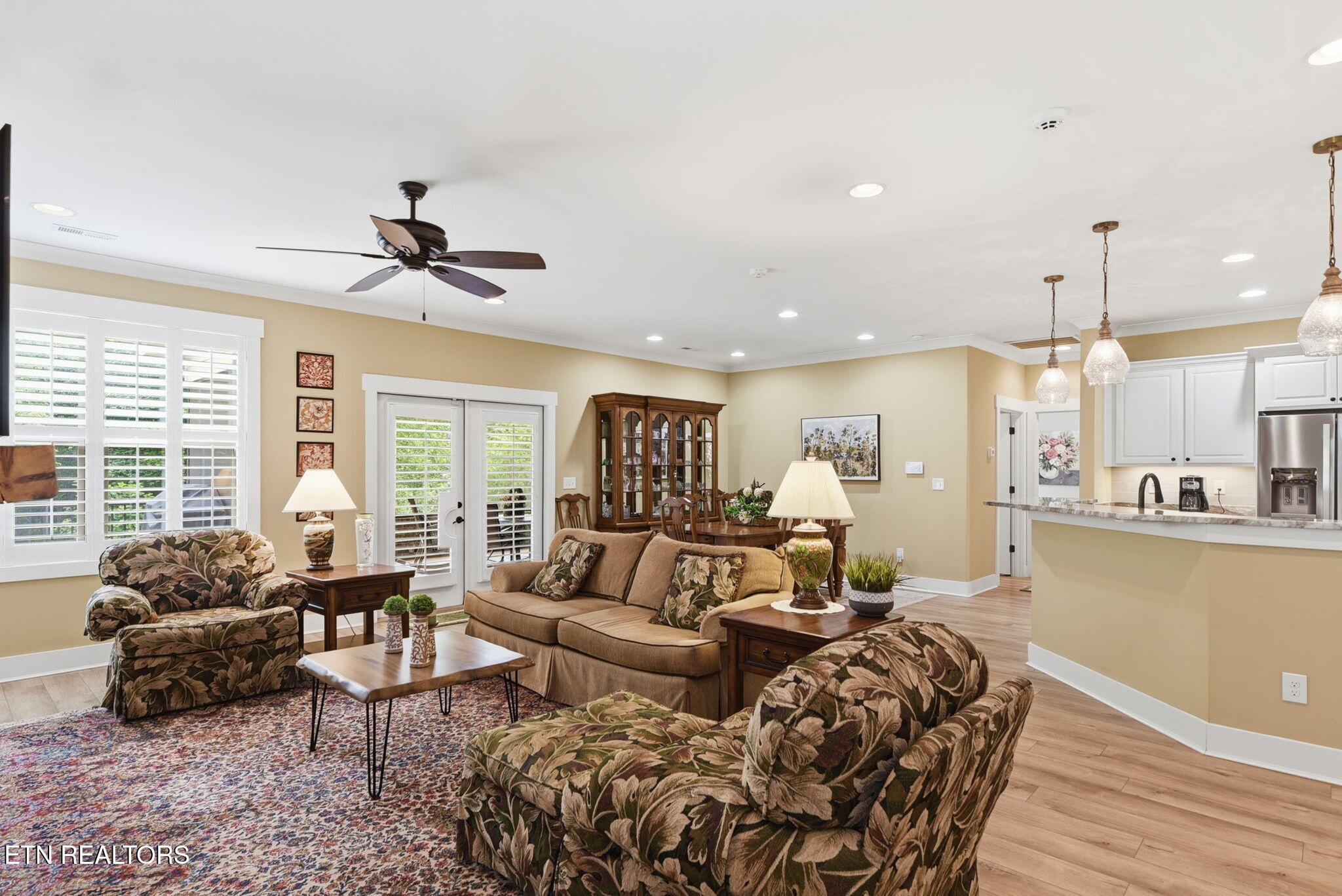 1683 Mountain Drive Lenoir City TN 37772