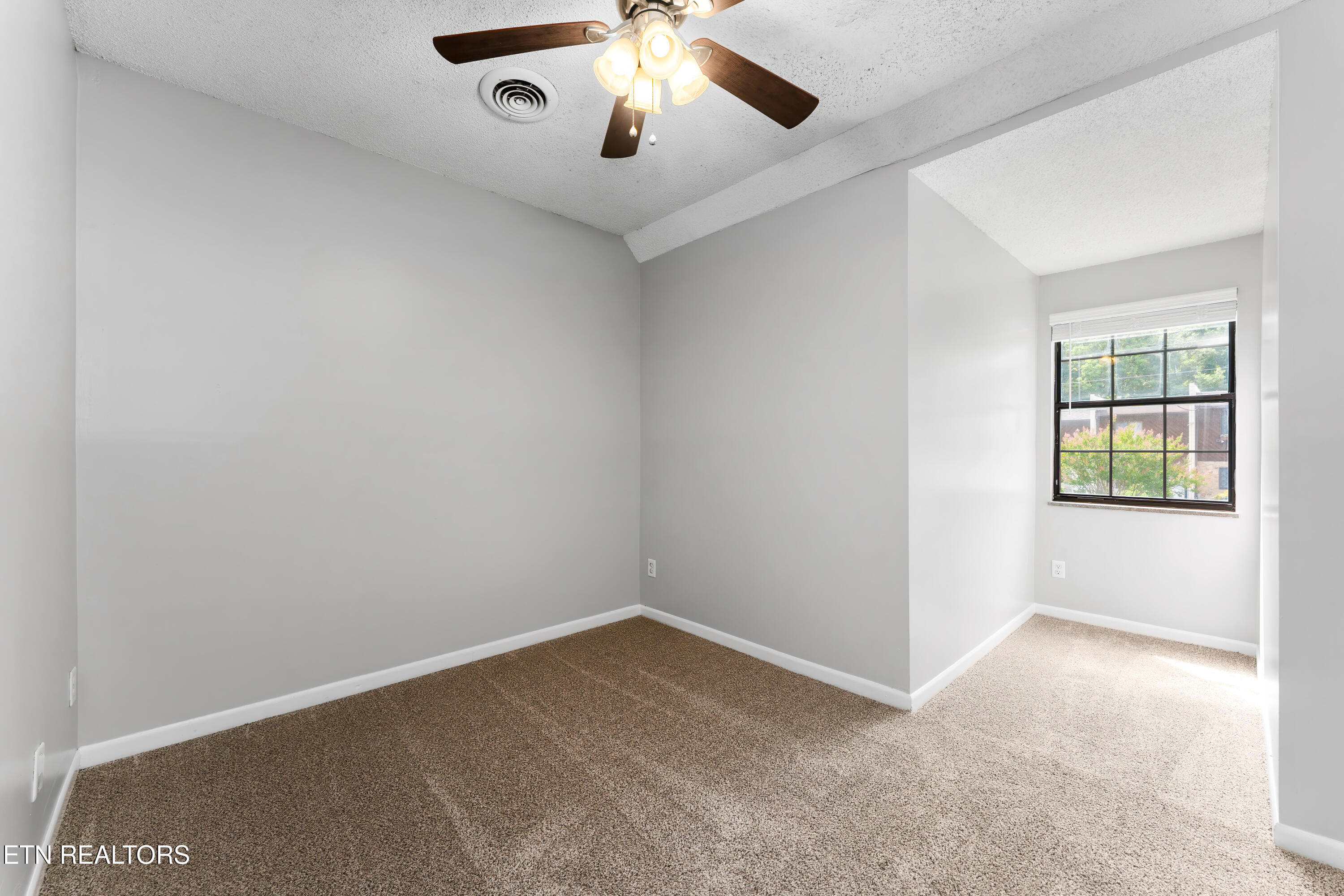 2702 Sood Road Knoxville TN 37921