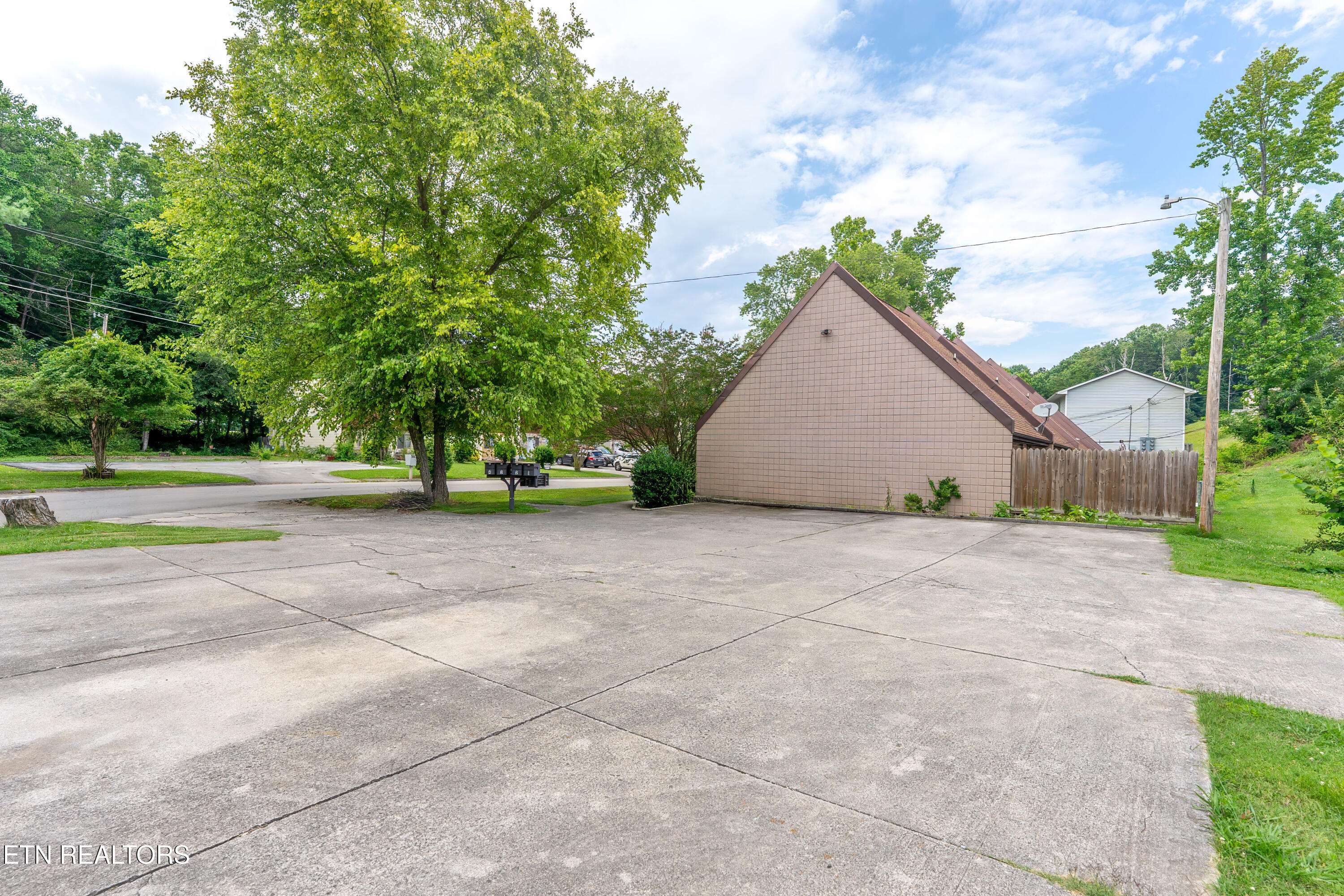 2702 Sood Road Knoxville TN 37921