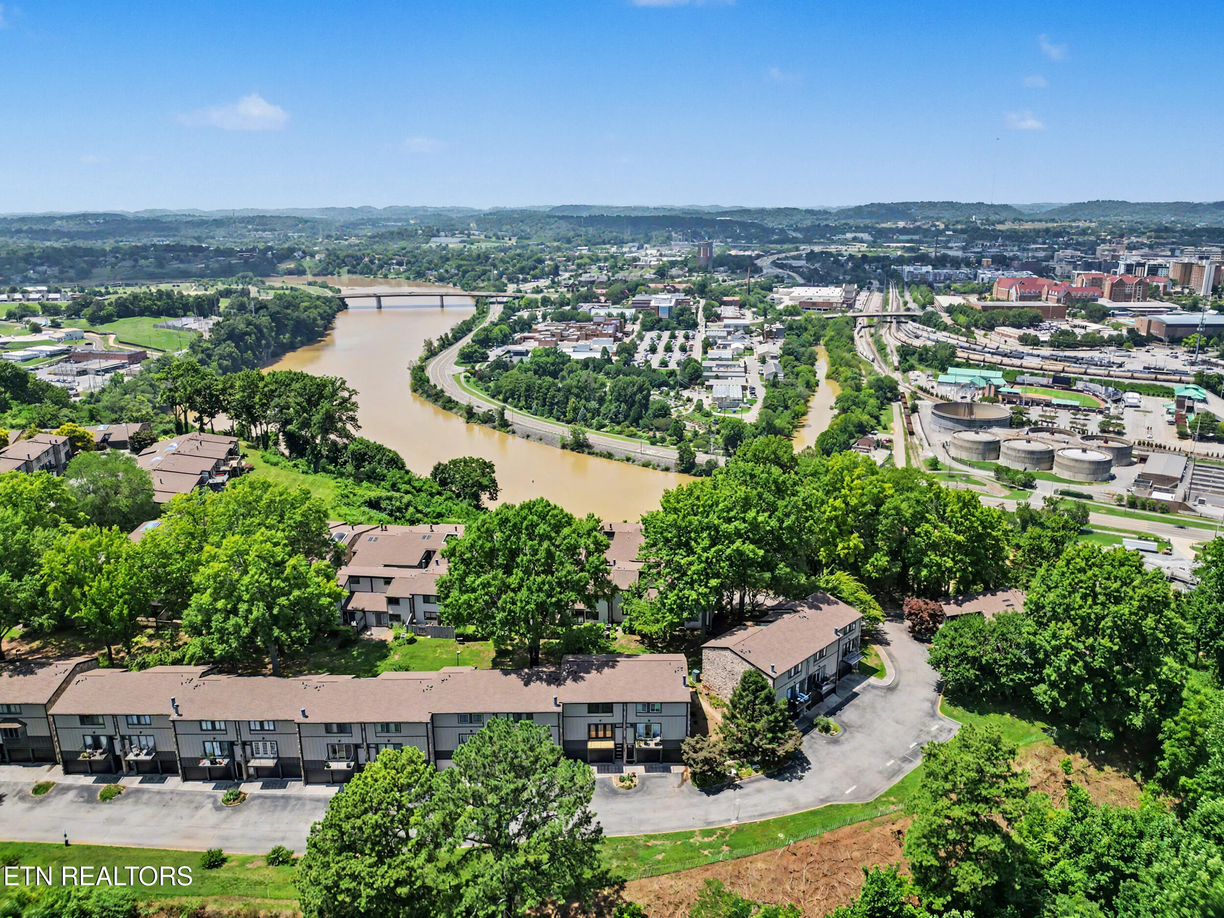 1946 Cherokee Bluff Drive Knoxville TN 37920