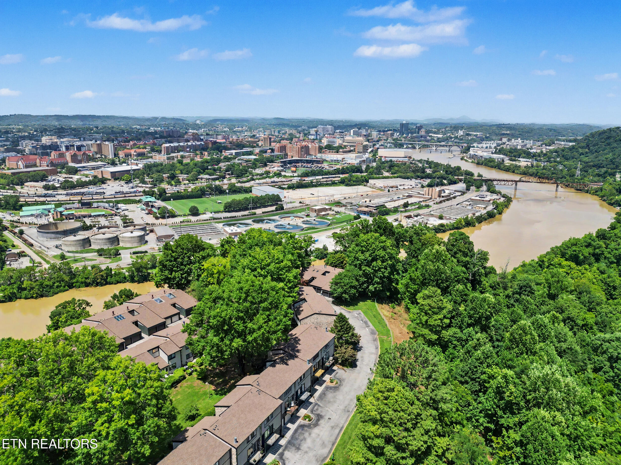 1946 Cherokee Bluff Drive Knoxville TN 37920