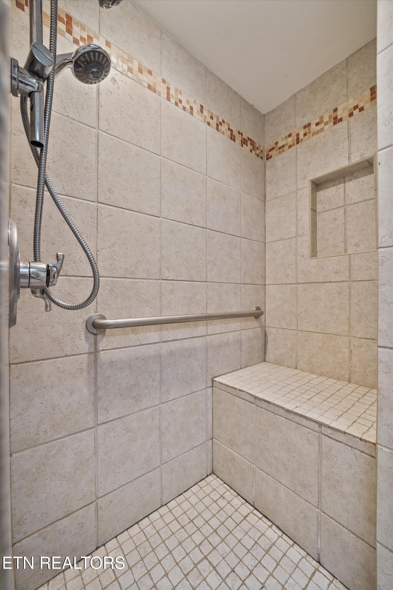 1885 Cherokee Bluff Drive Knoxville TN 37920
