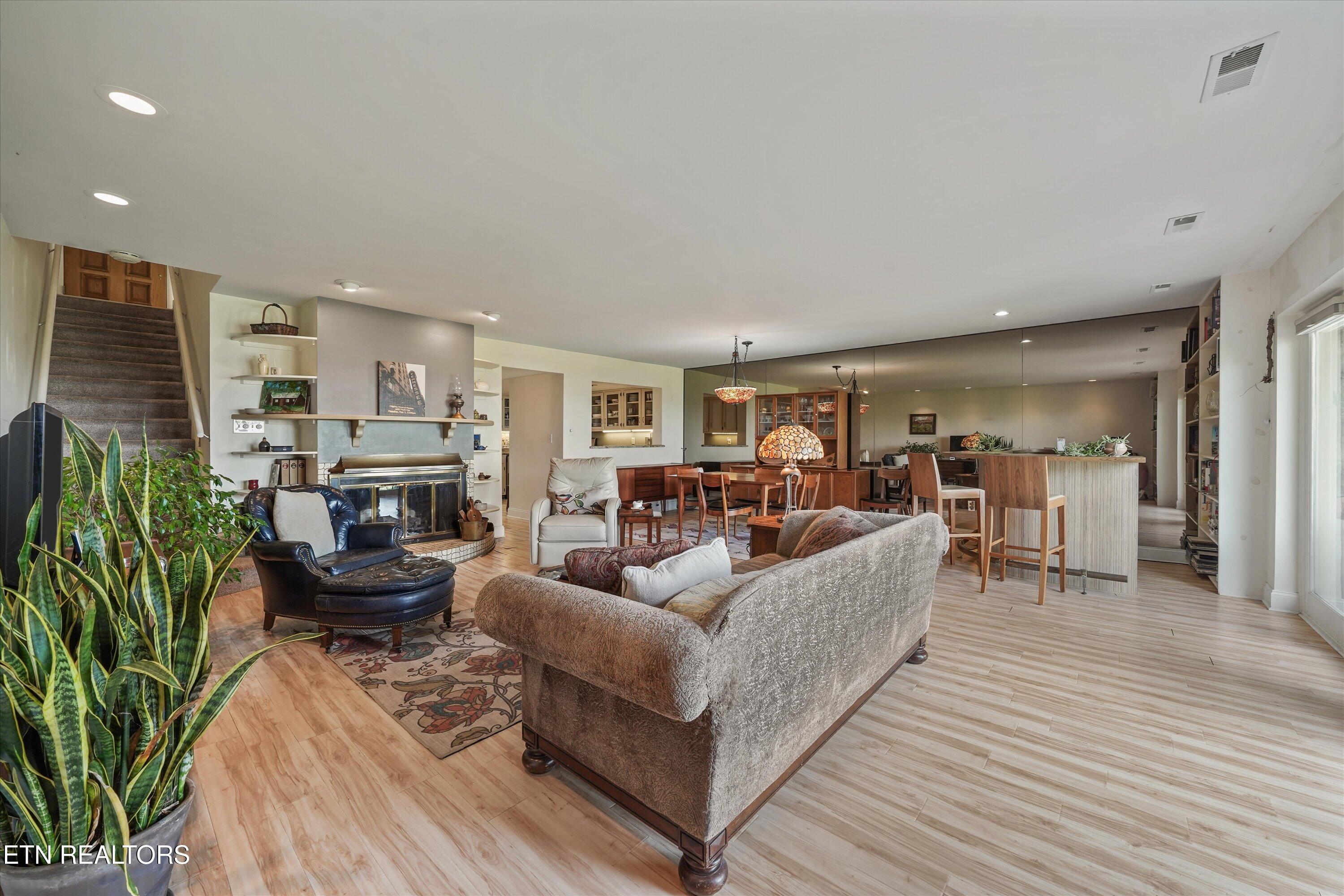 1885 Cherokee Bluff Drive Knoxville TN 37920