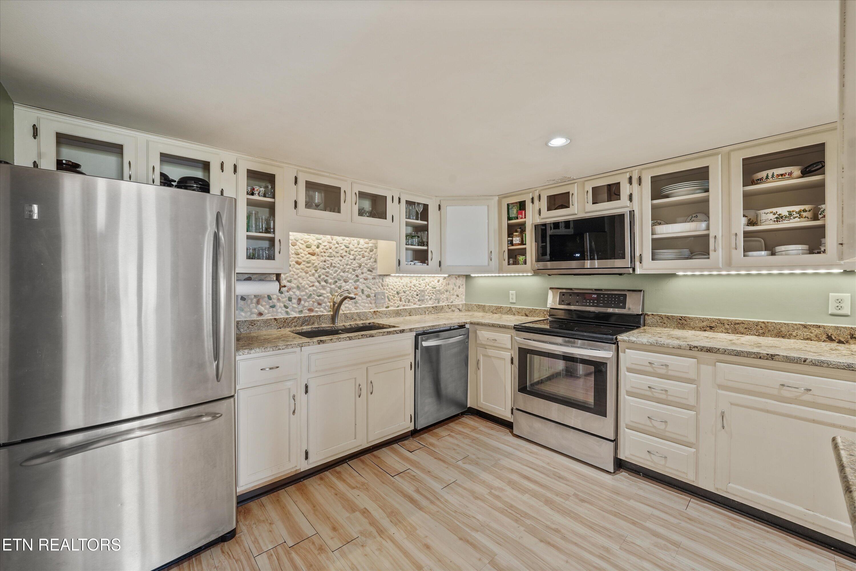 1885 Cherokee Bluff Drive Knoxville TN 37920