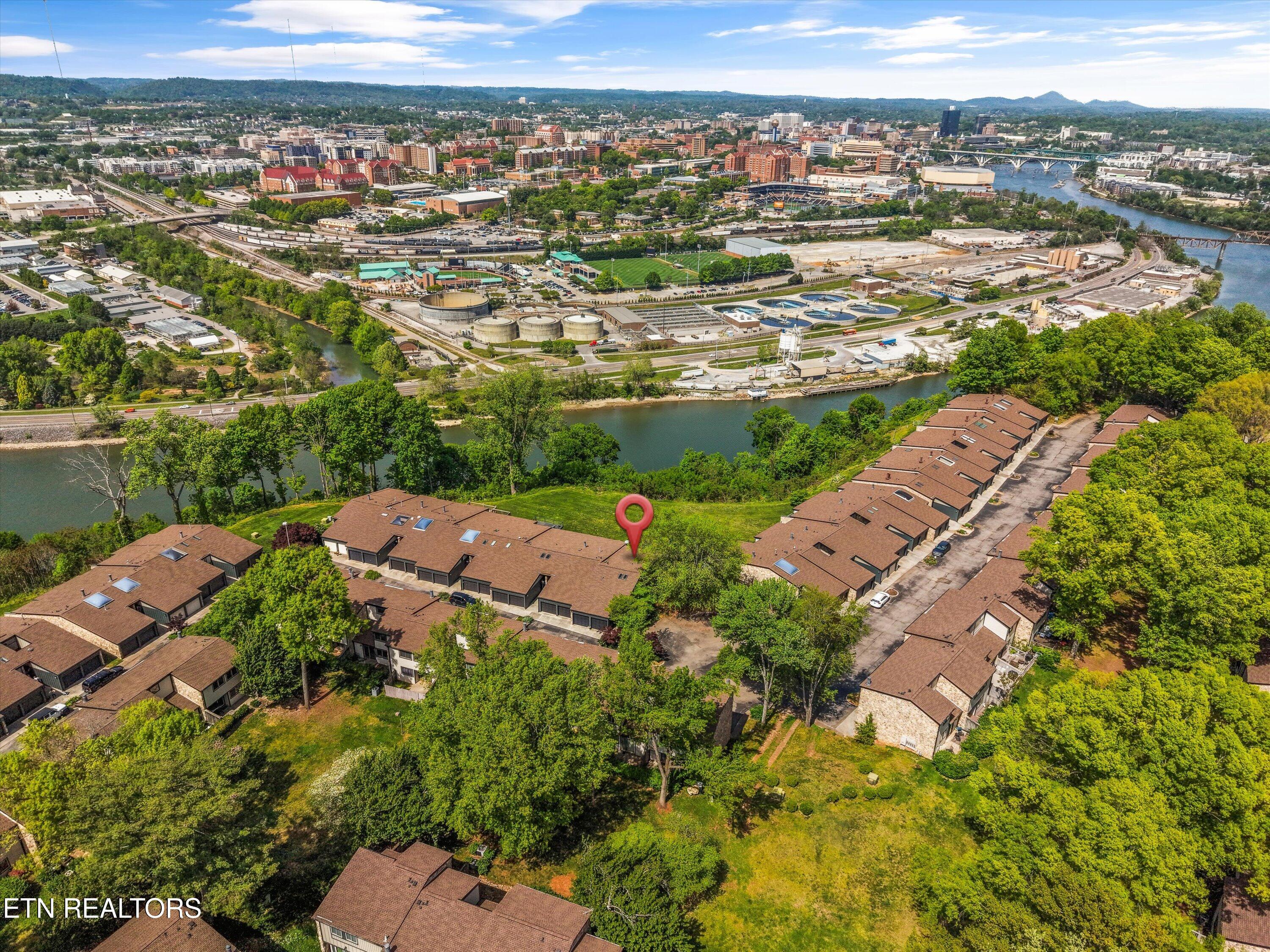 1885 Cherokee Bluff Drive Knoxville TN 37920