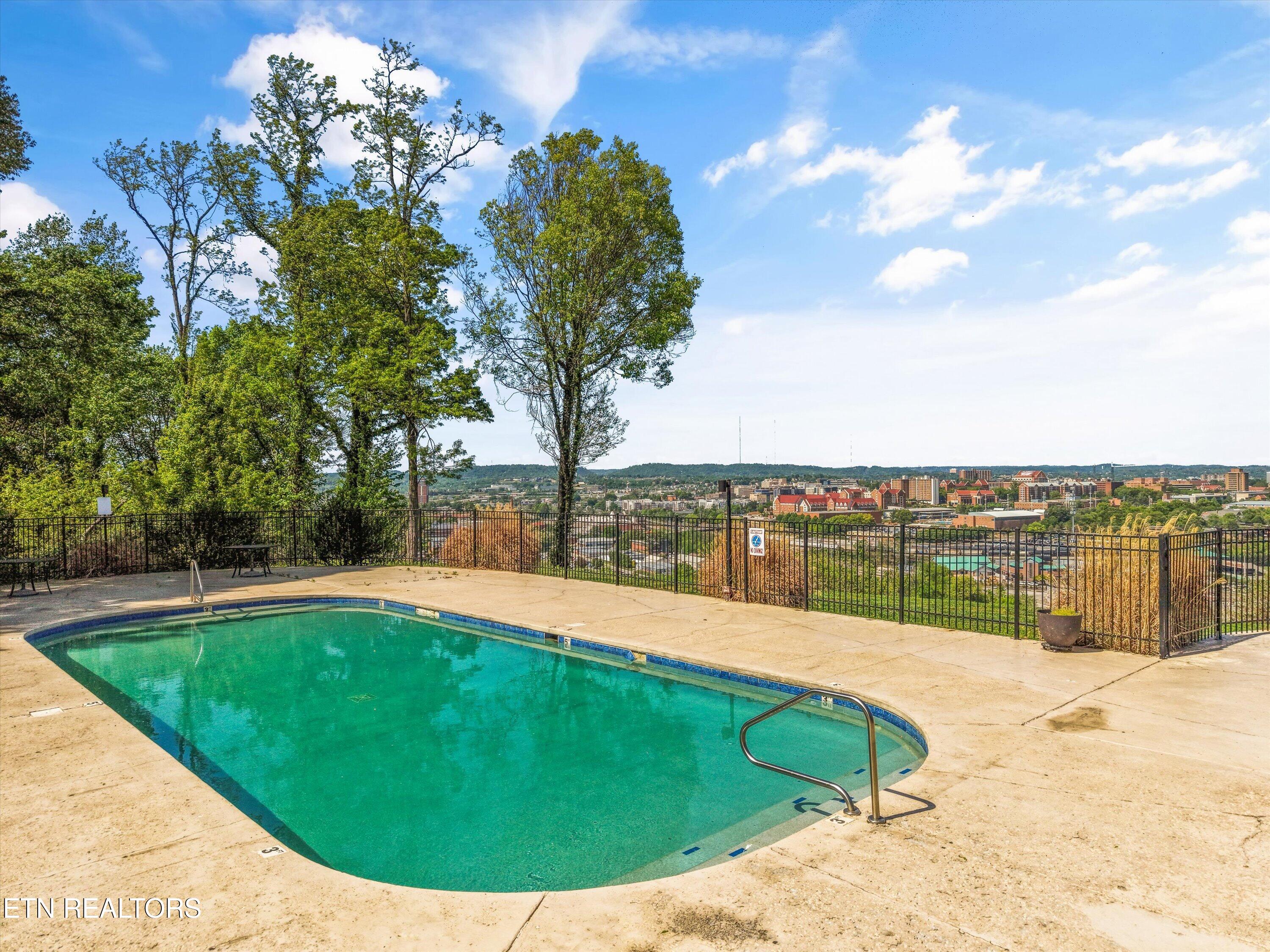 1885 Cherokee Bluff Drive Knoxville TN 37920
