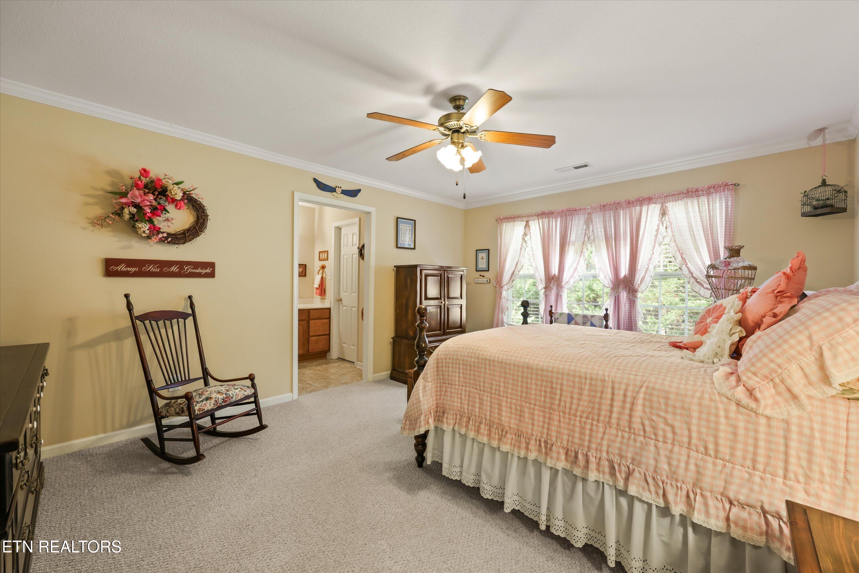 241 El Grande Lane Lenoir City TN 37771