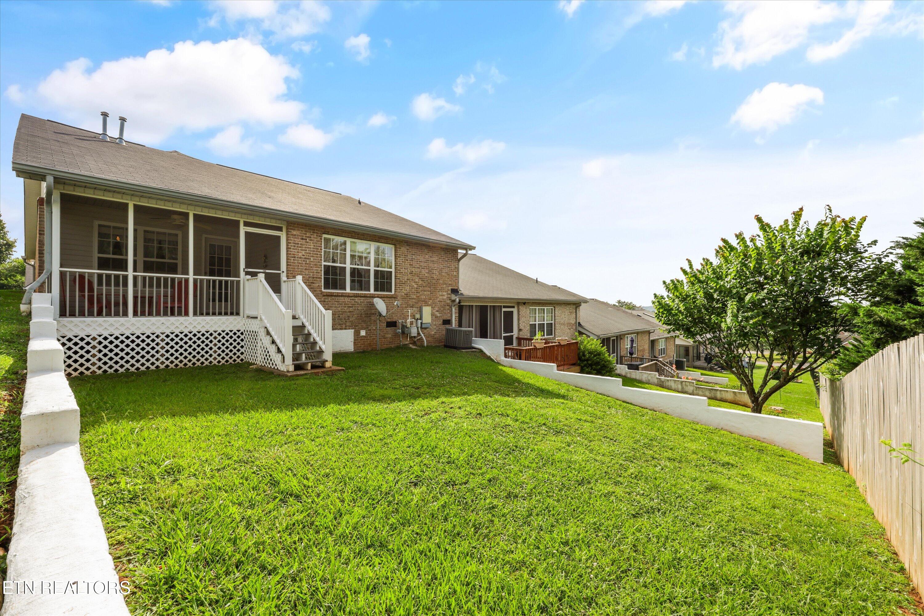 241 El Grande Lane Lenoir City TN 37771