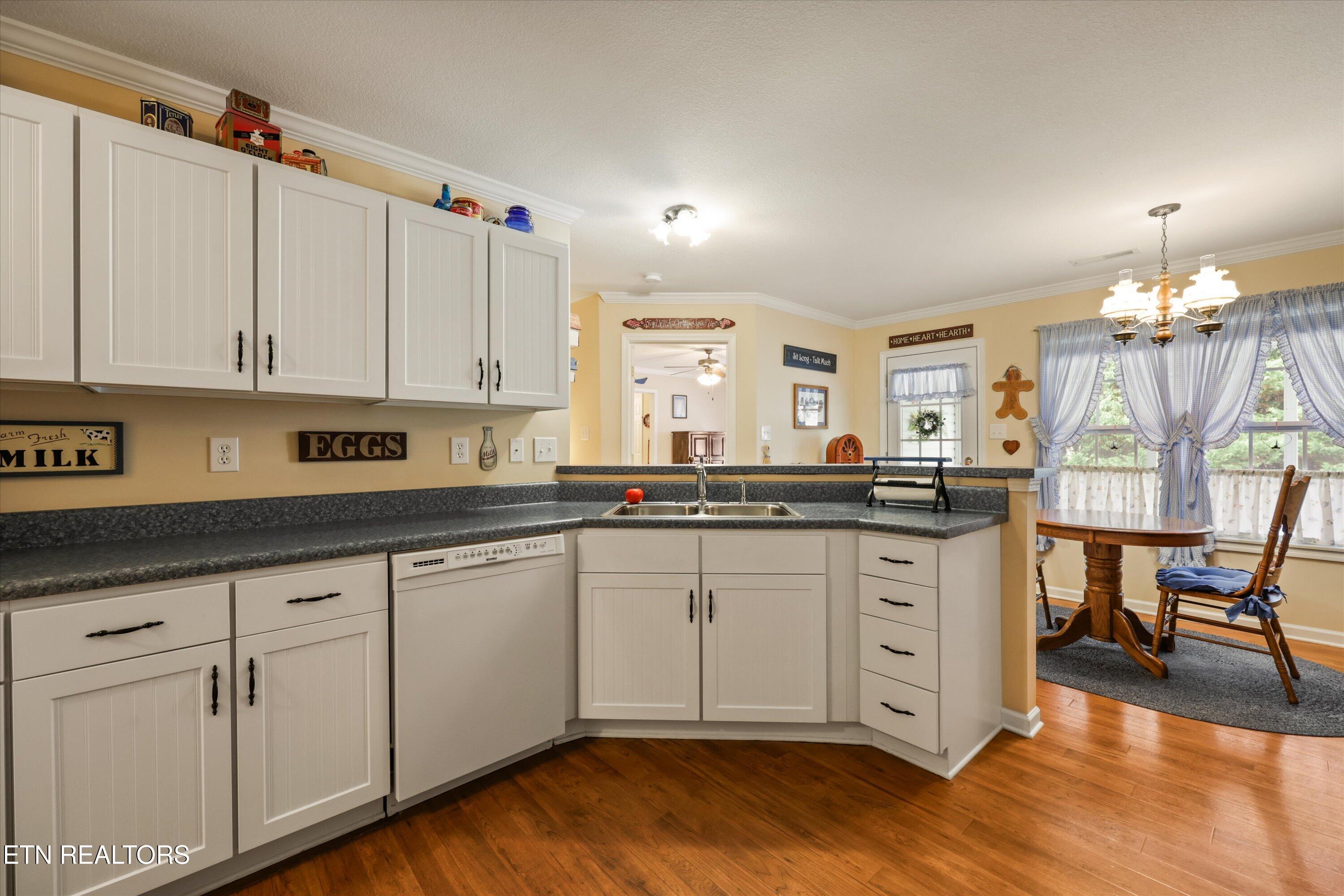 241 El Grande Lane Lenoir City TN 37771
