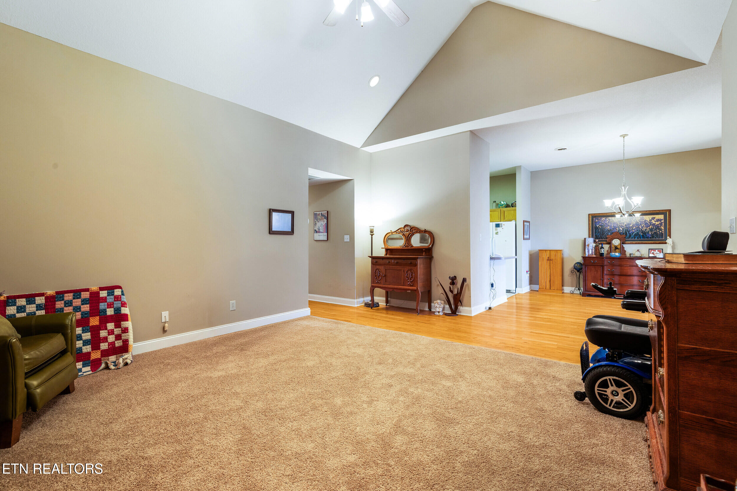 5940 Round Hill Lane Knoxville TN 37912