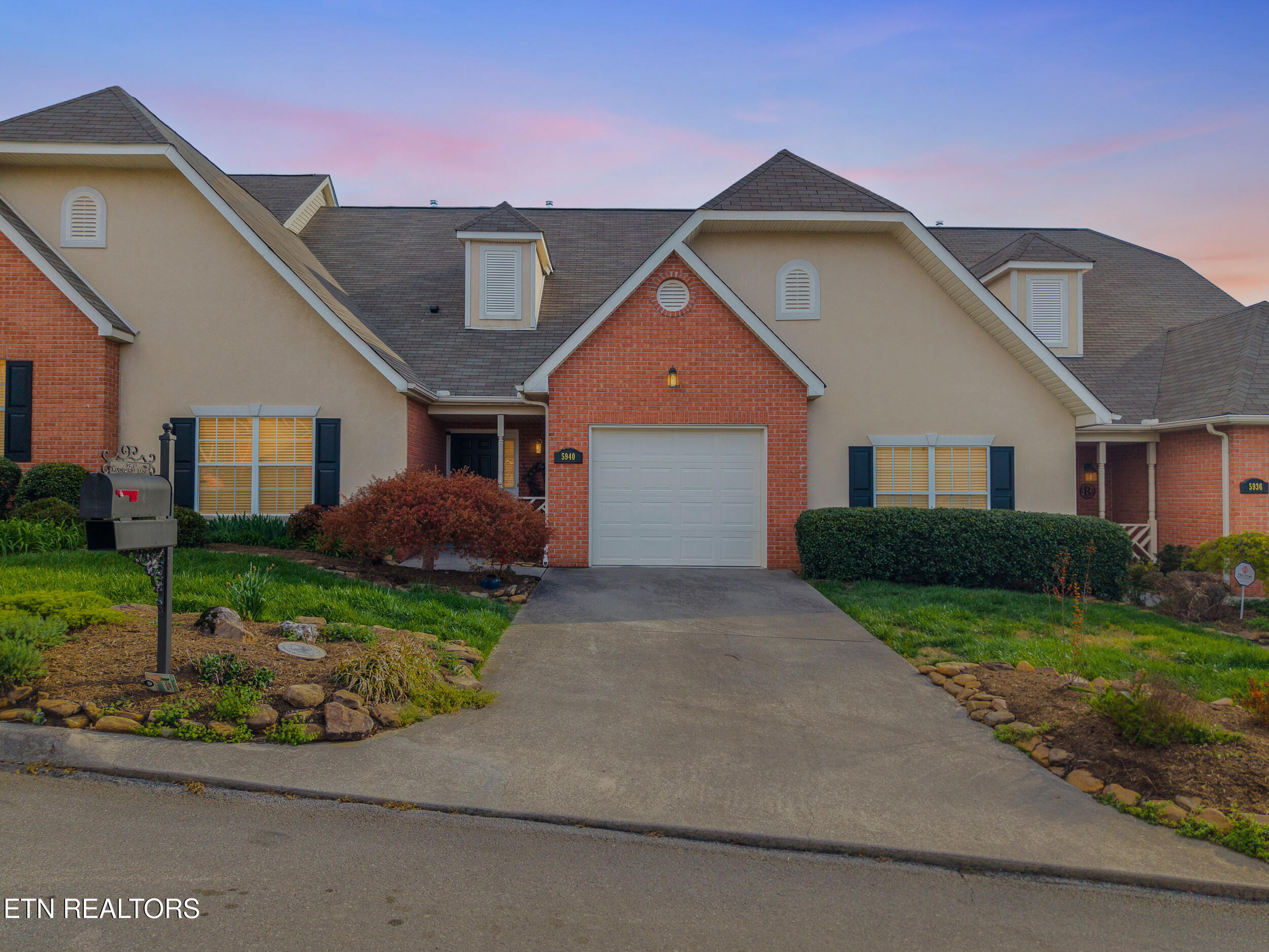 5940 Round Hill Lane Knoxville TN 37912