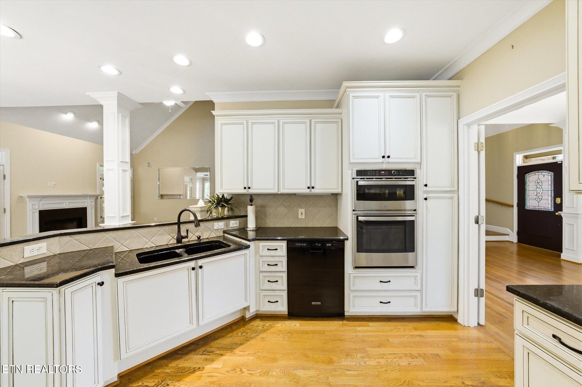 1107 Highgrove Garden Way Knoxville TN 37922