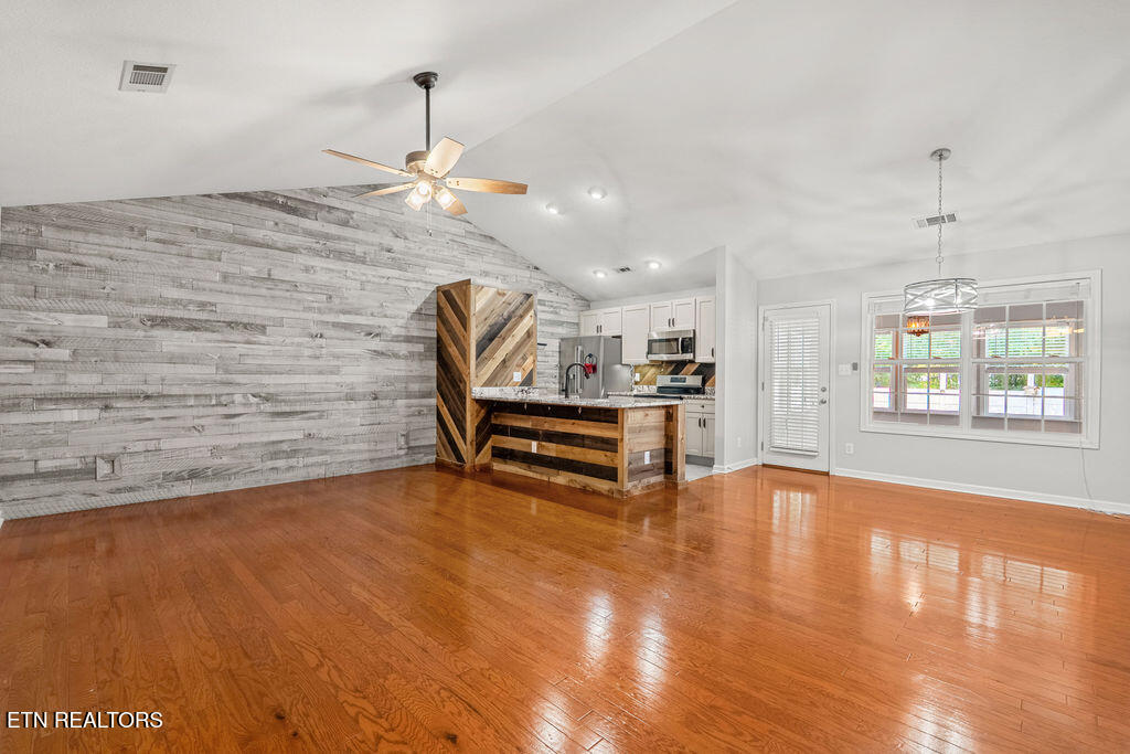 2102 Beacon Light Way Knoxville TN 37931