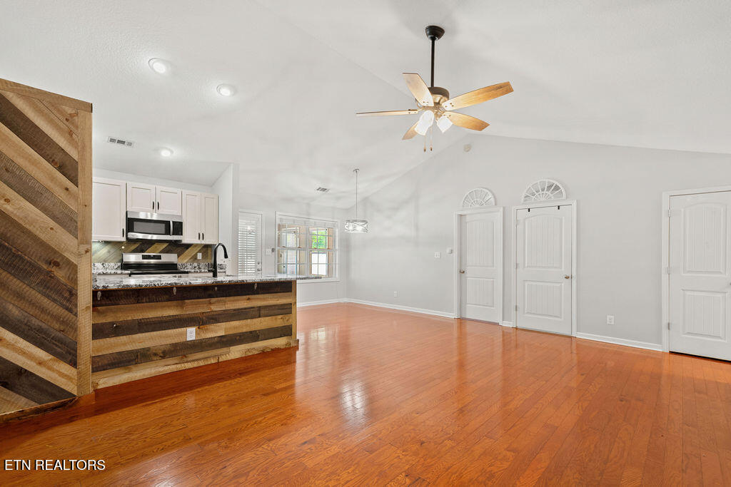 2102 Beacon Light Way Knoxville TN 37931