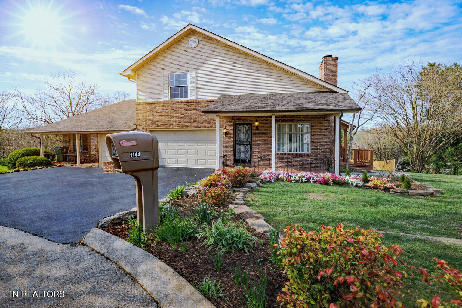 1144 N Rachaels Circle Maryville TN 37804