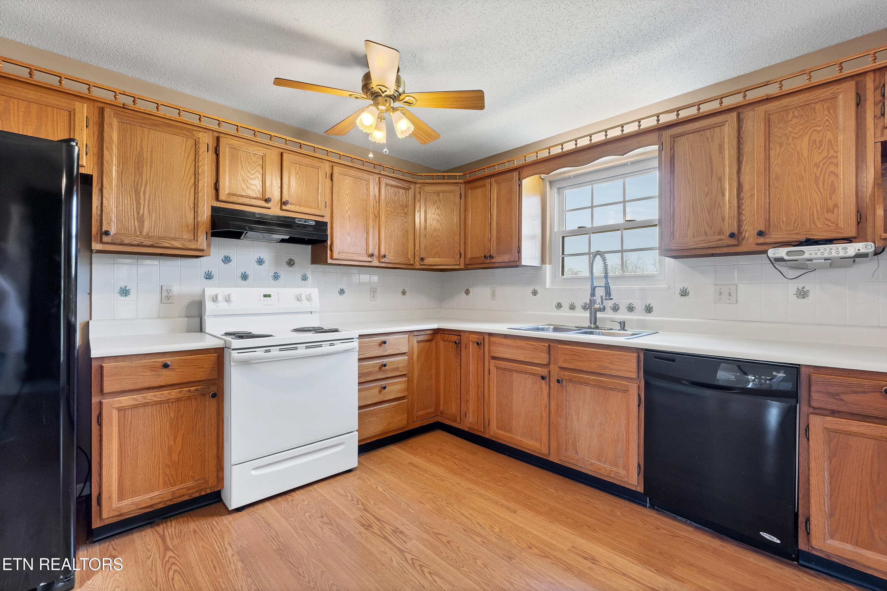 1144 N Rachaels Circle Maryville TN 37804
