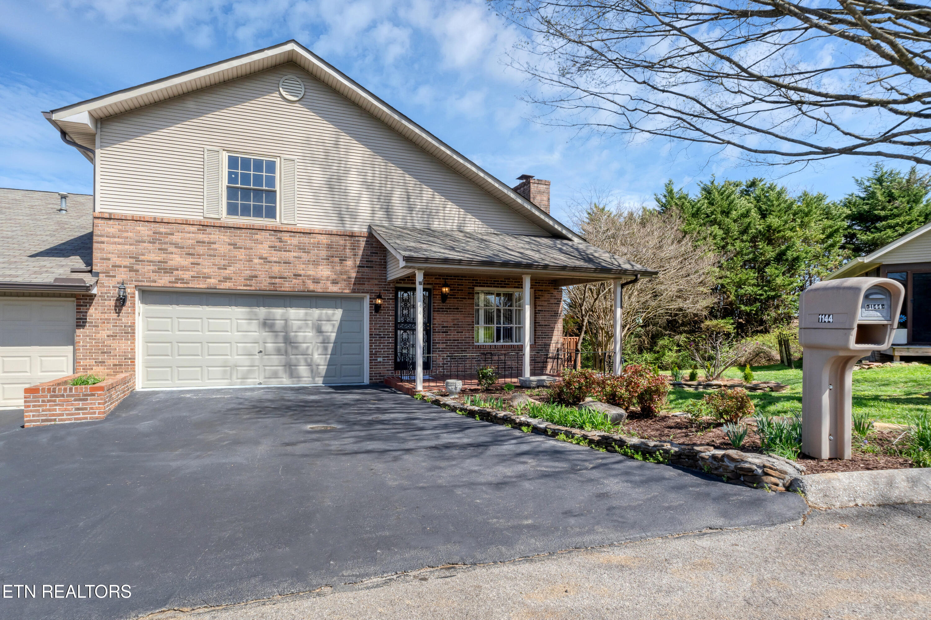 1144 N Rachaels Circle Maryville TN 37804