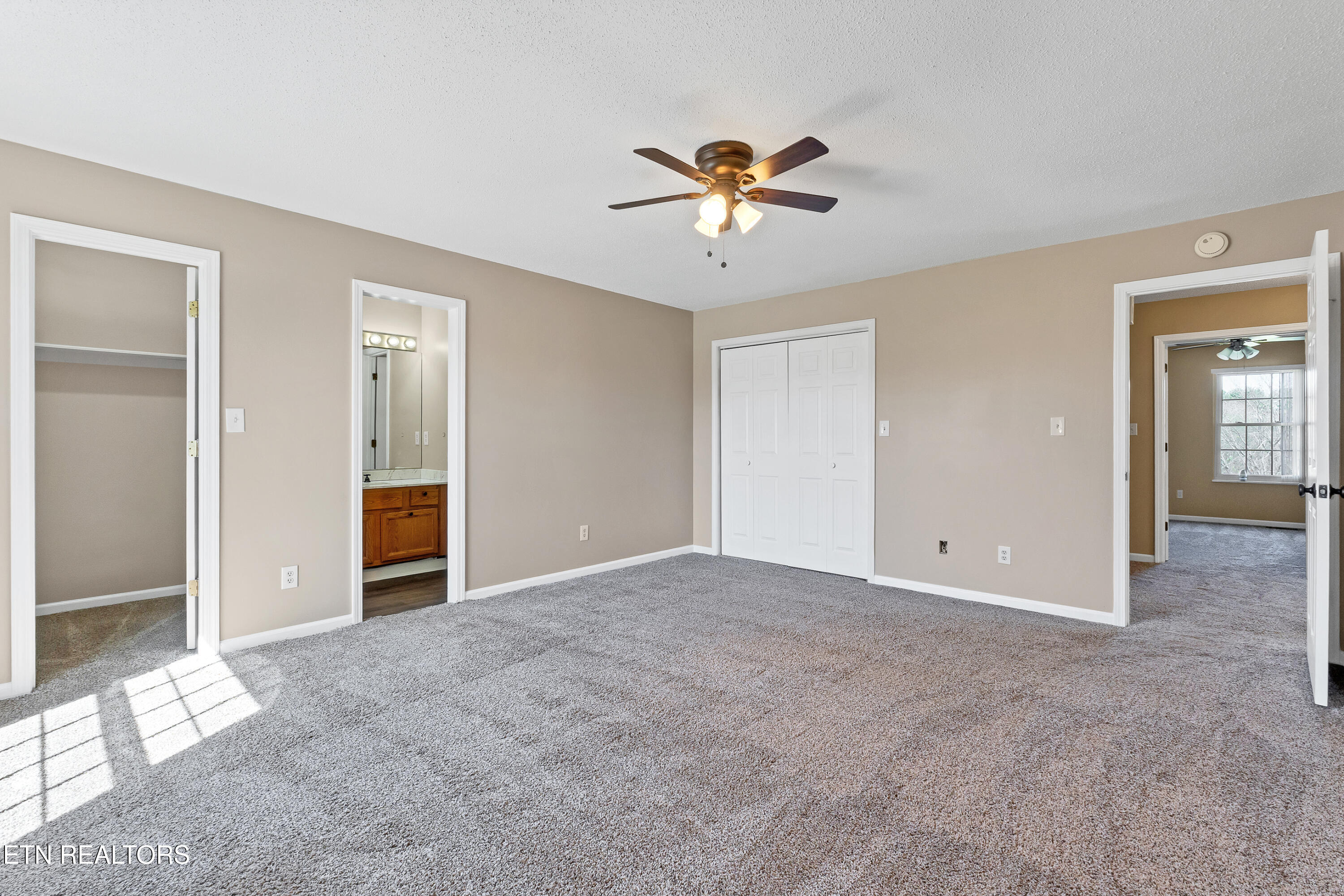 1144 N Rachaels Circle Maryville TN 37804