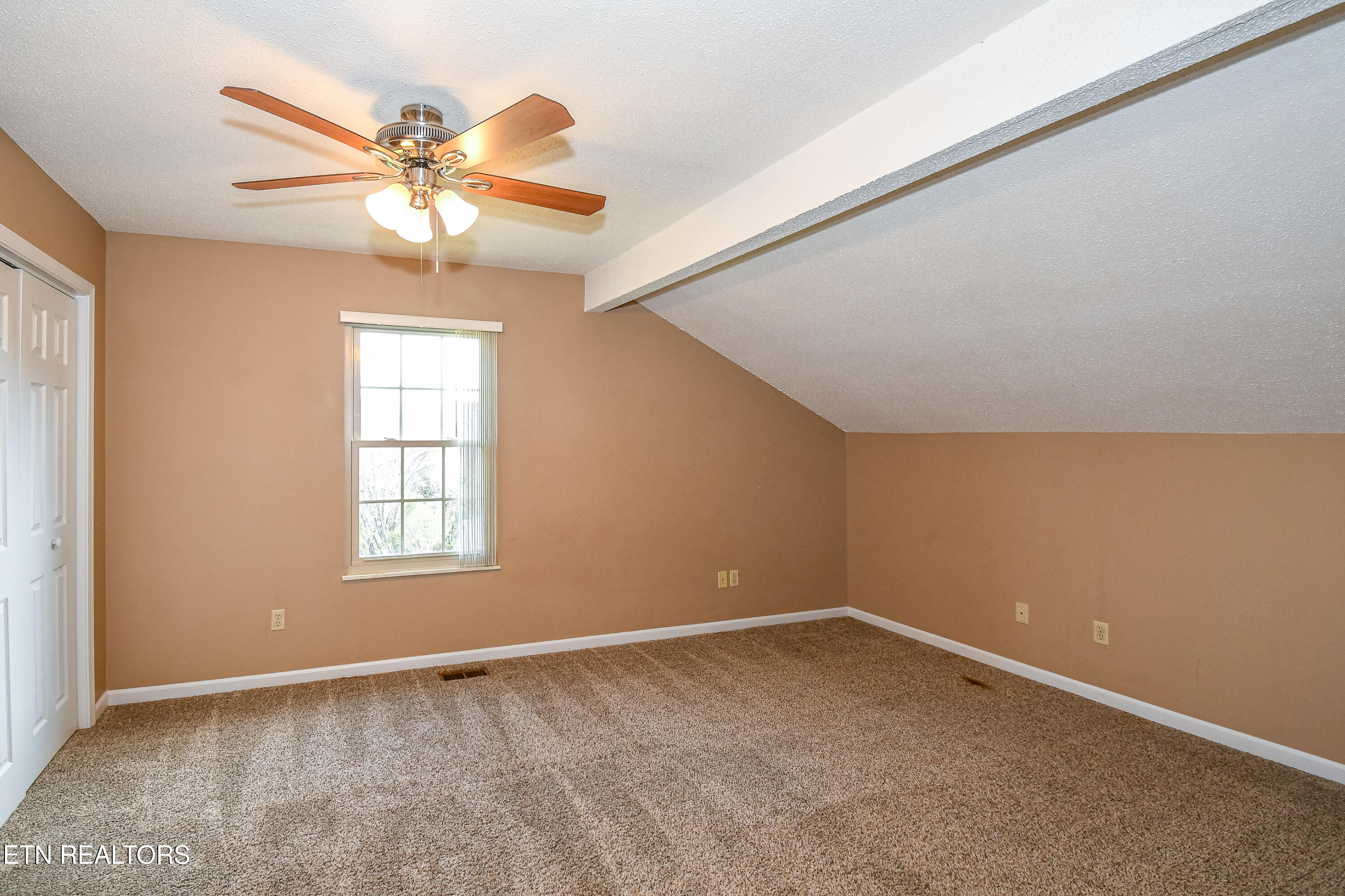 1144 N Rachaels Circle Maryville TN 37804