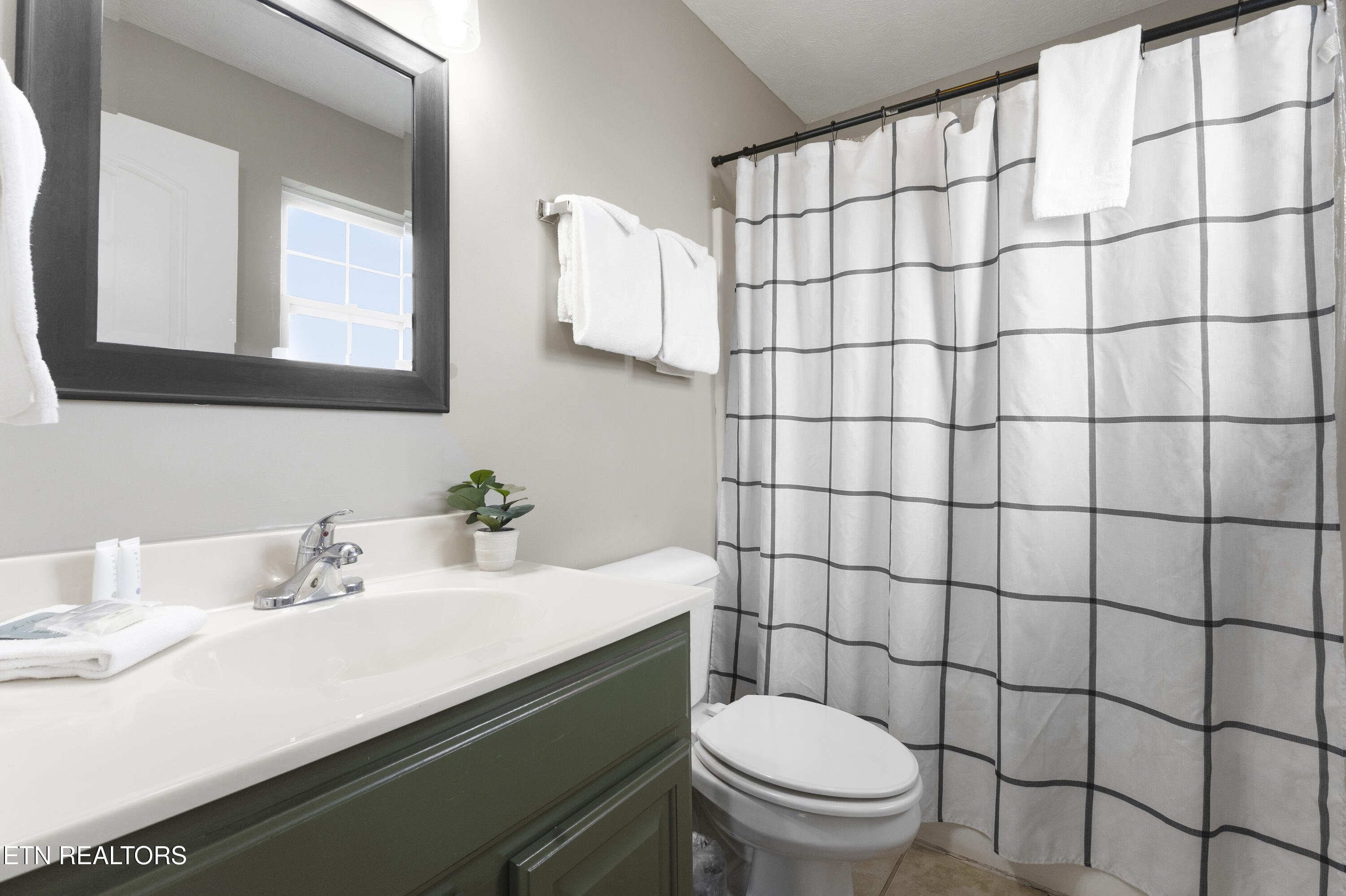 1448 William Holt Boulevard Sevierville TN 37862