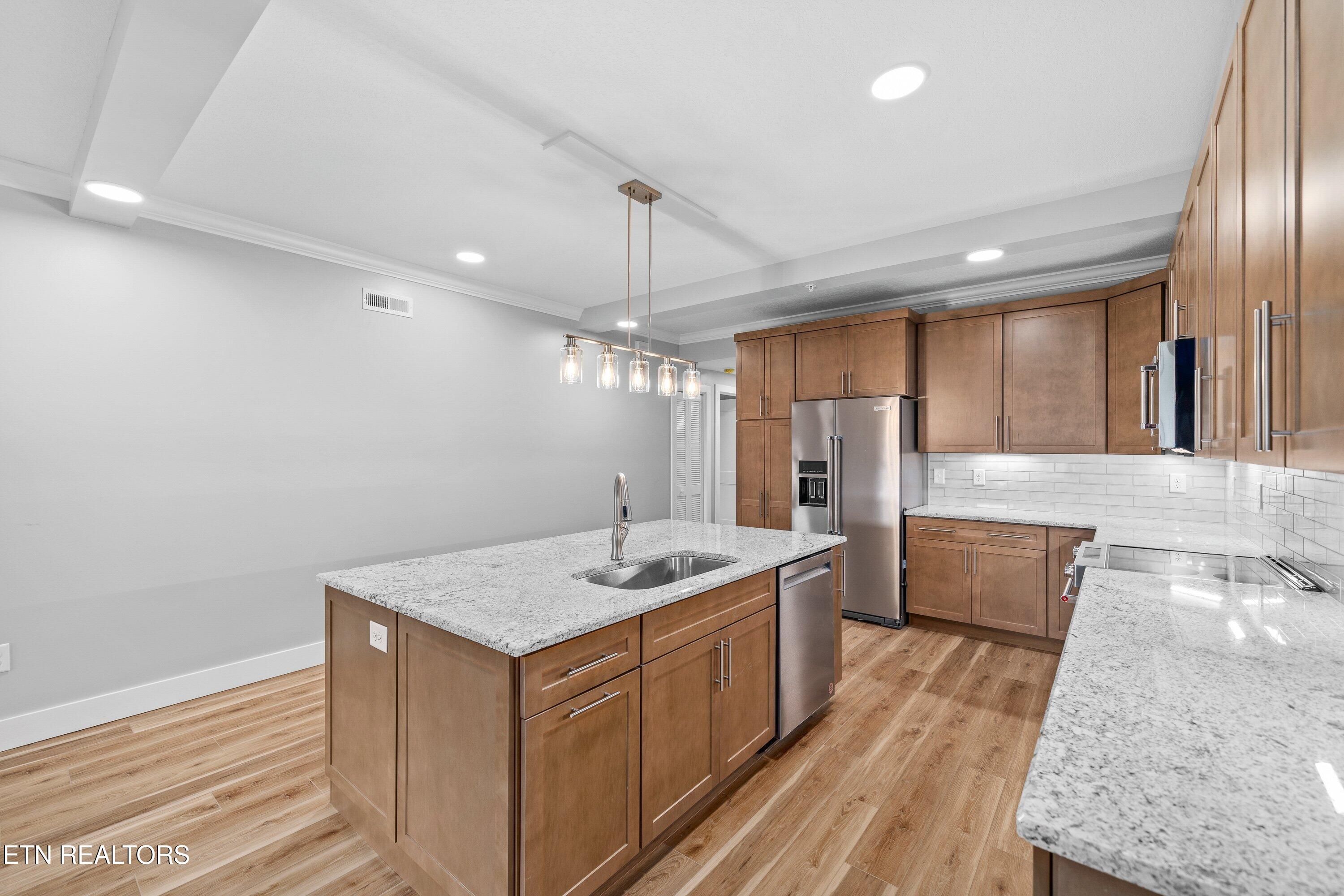 2412 Grand View Court Kingston TN 37763