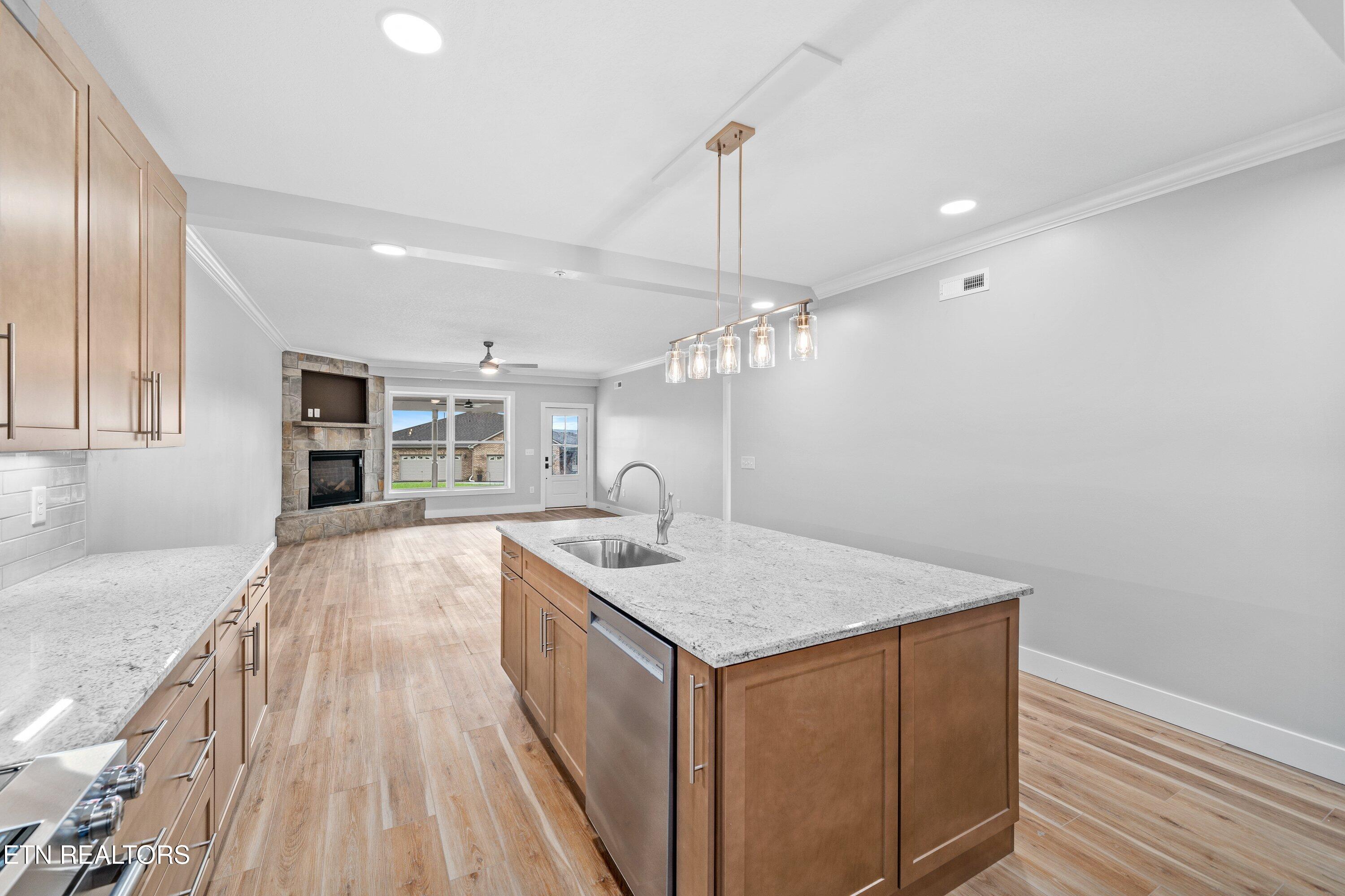 2412 Grand View Court Kingston TN 37763