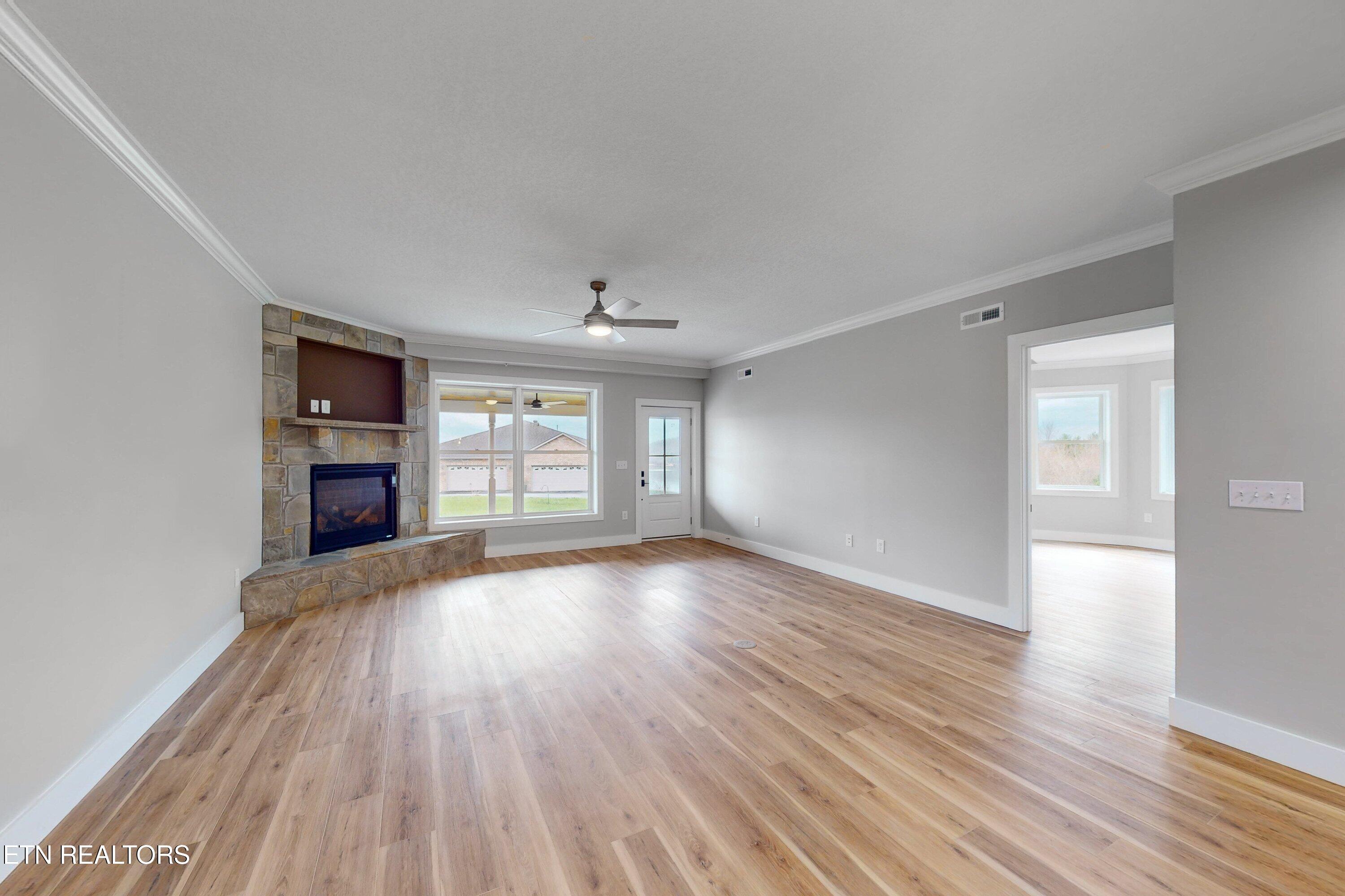 2412 Grand View Court Kingston TN 37763