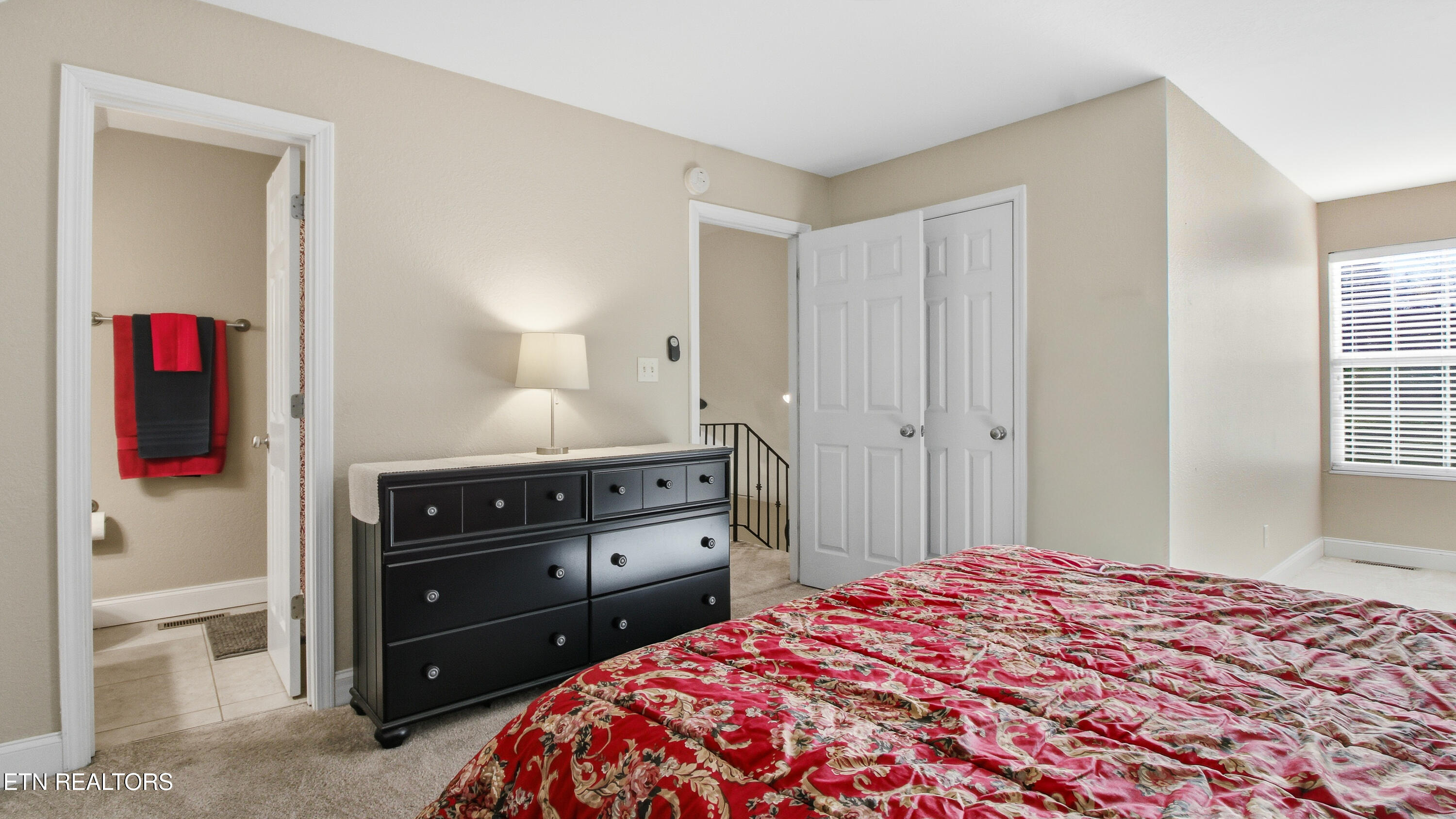 375 Meadow Walk Lane Lenoir City TN 37772