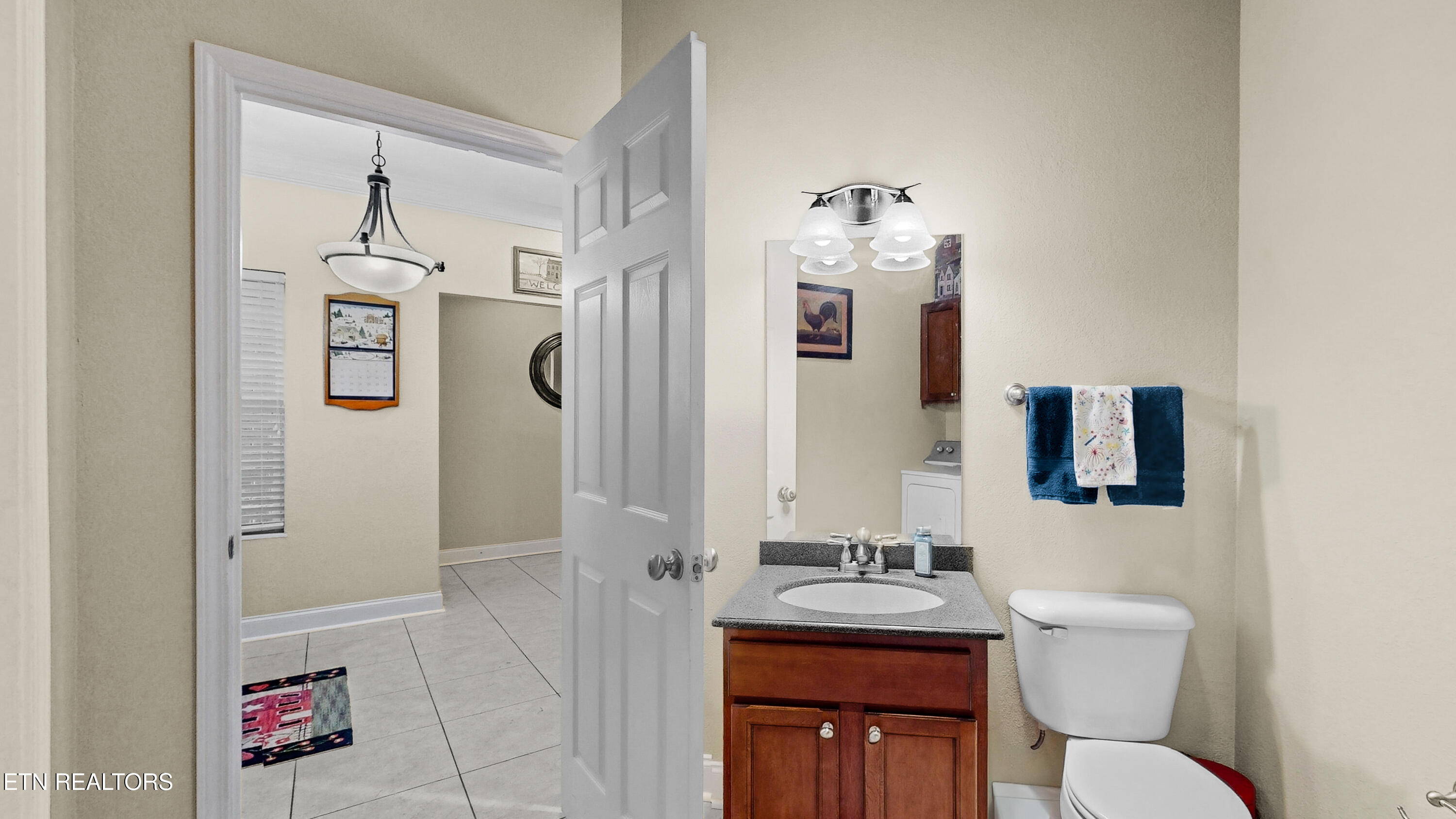 375 Meadow Walk Lane Lenoir City TN 37772