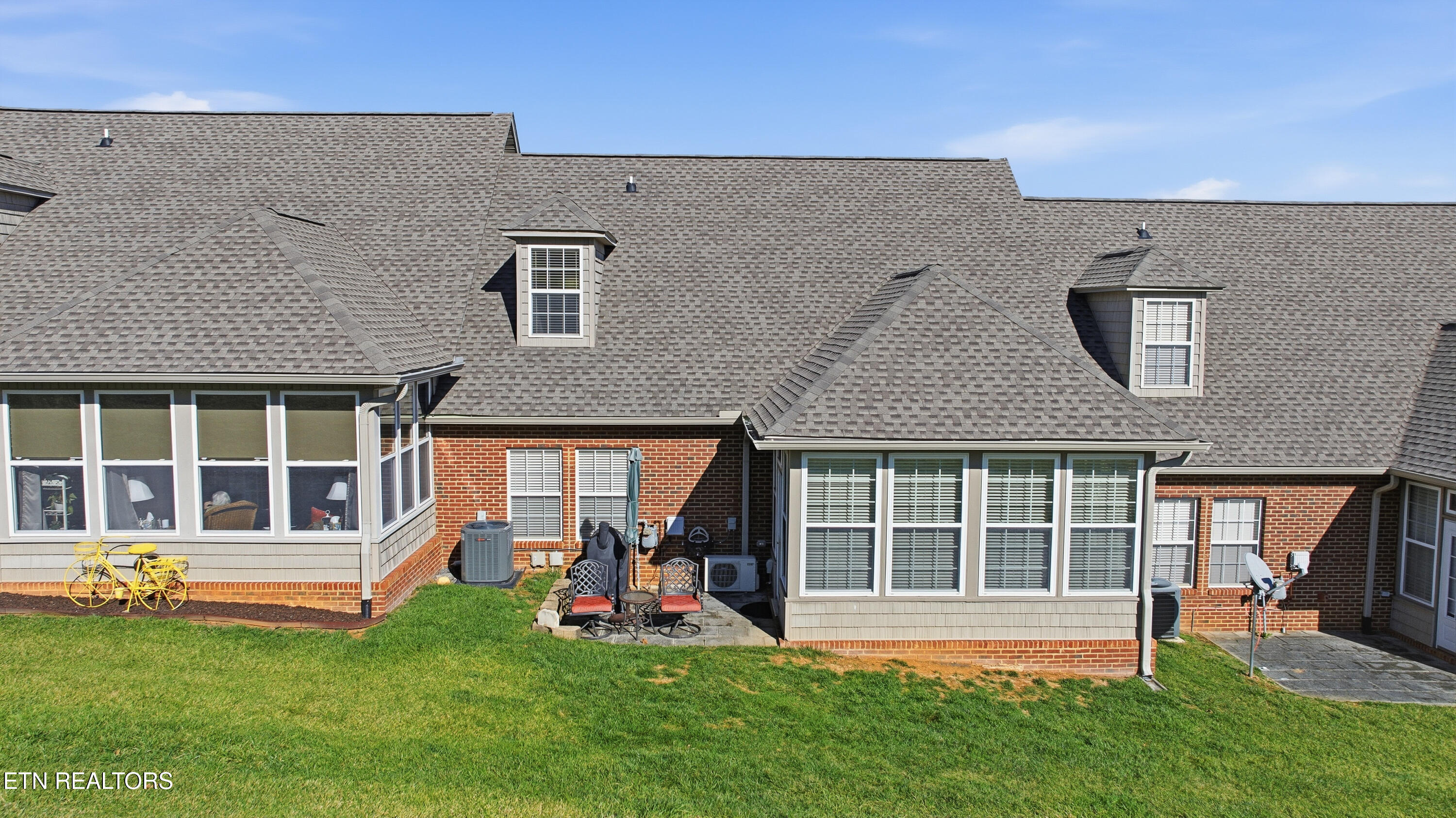 375 Meadow Walk Lane Lenoir City TN 37772