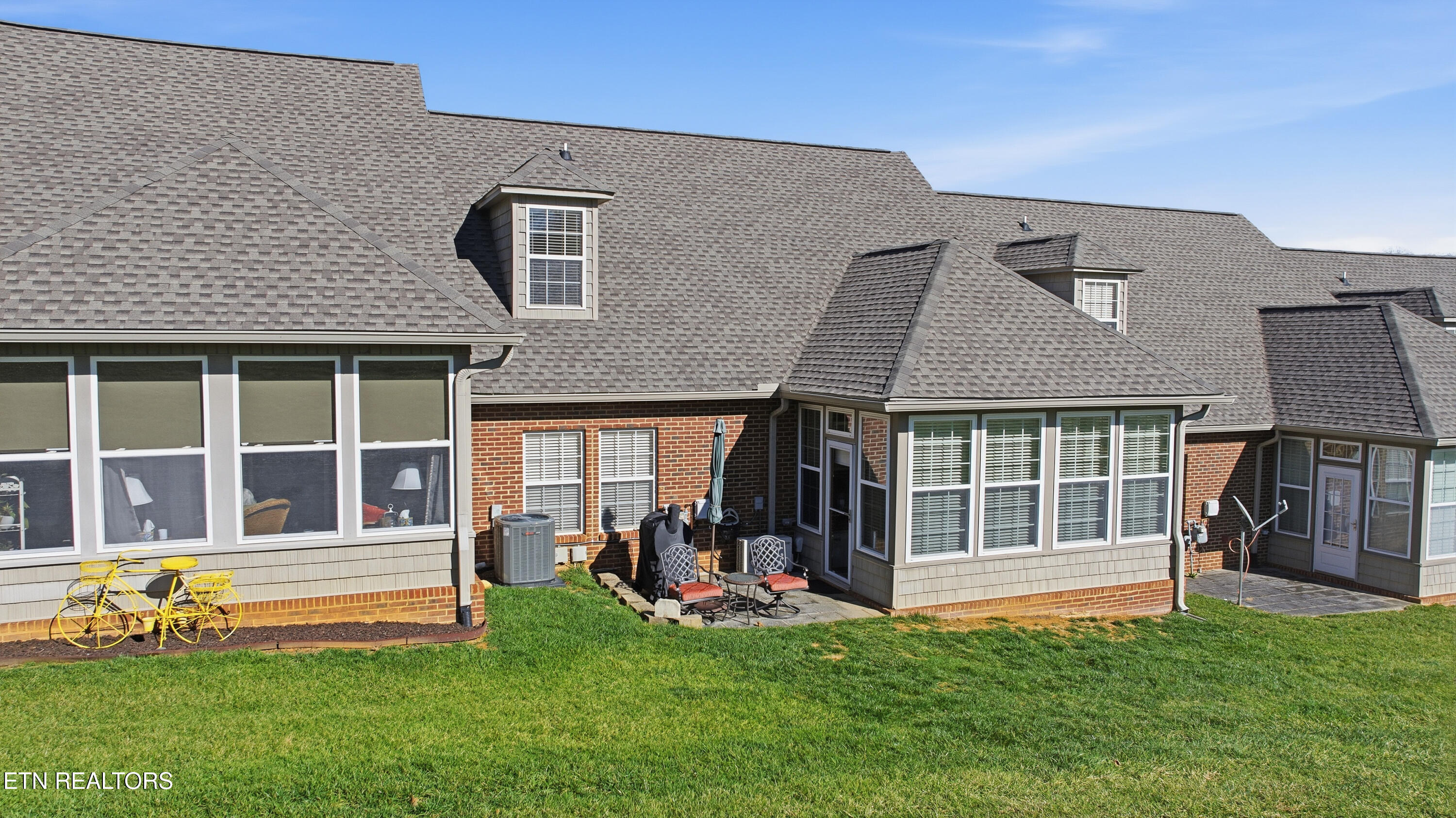 375 Meadow Walk Lane Lenoir City TN 37772