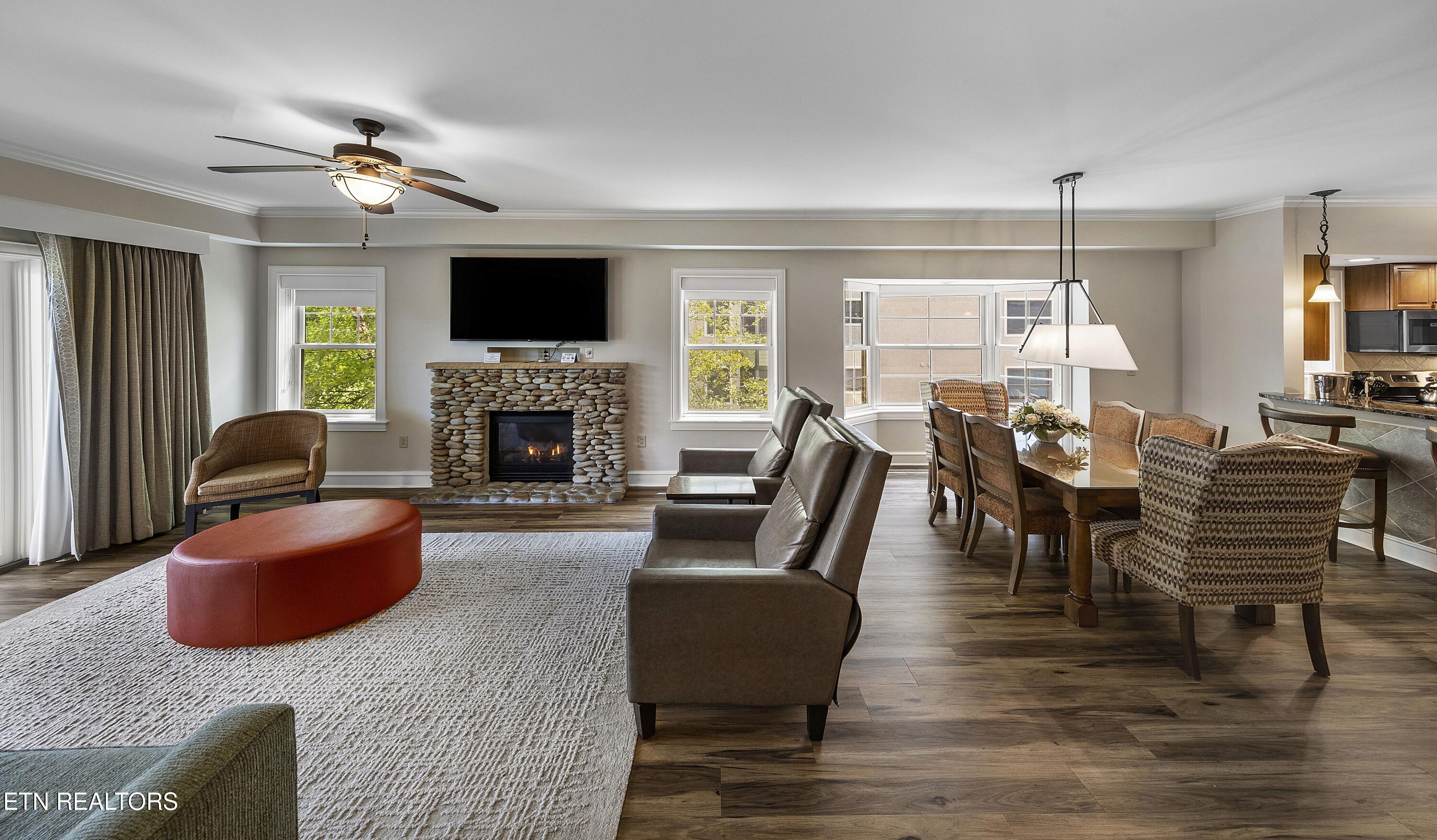 212 Dollywood Lane Pigeon Forge TN 37863