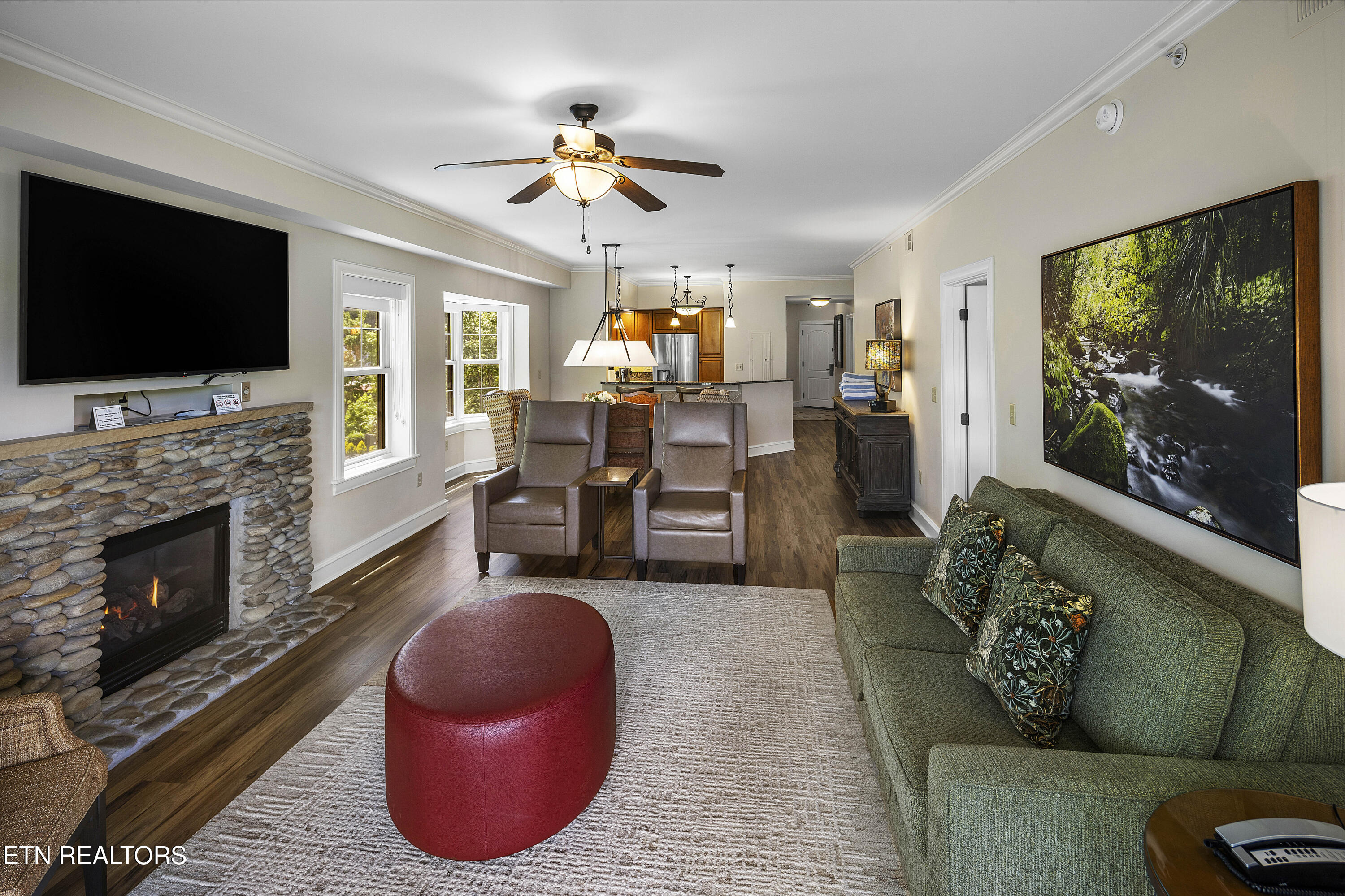 212 Dollywood Lane Pigeon Forge TN 37863