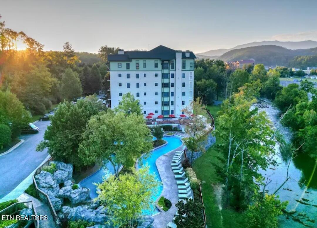 212 Dollywood Lane Pigeon Forge TN 37863