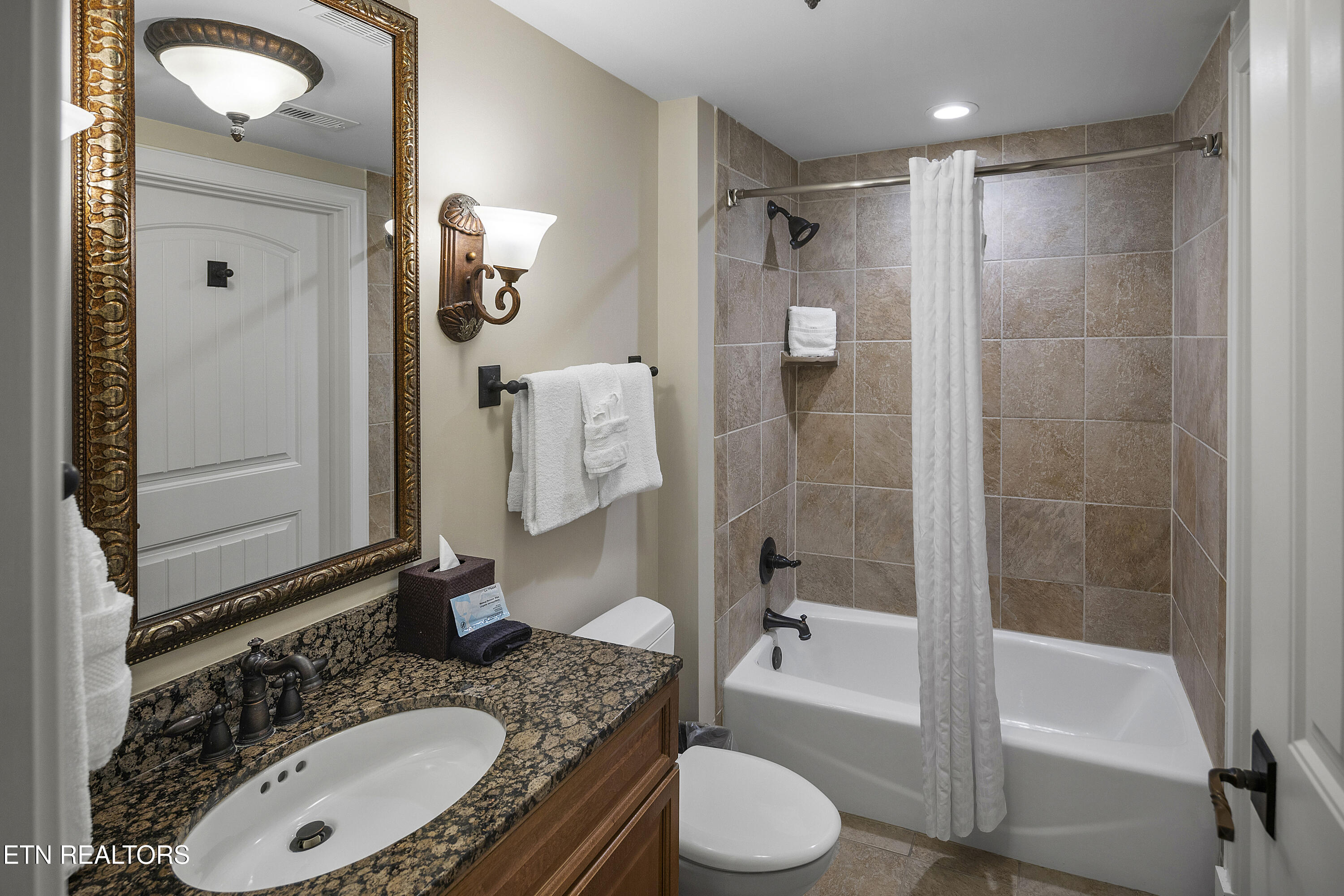 212 Dollywood Lane Pigeon Forge TN 37863